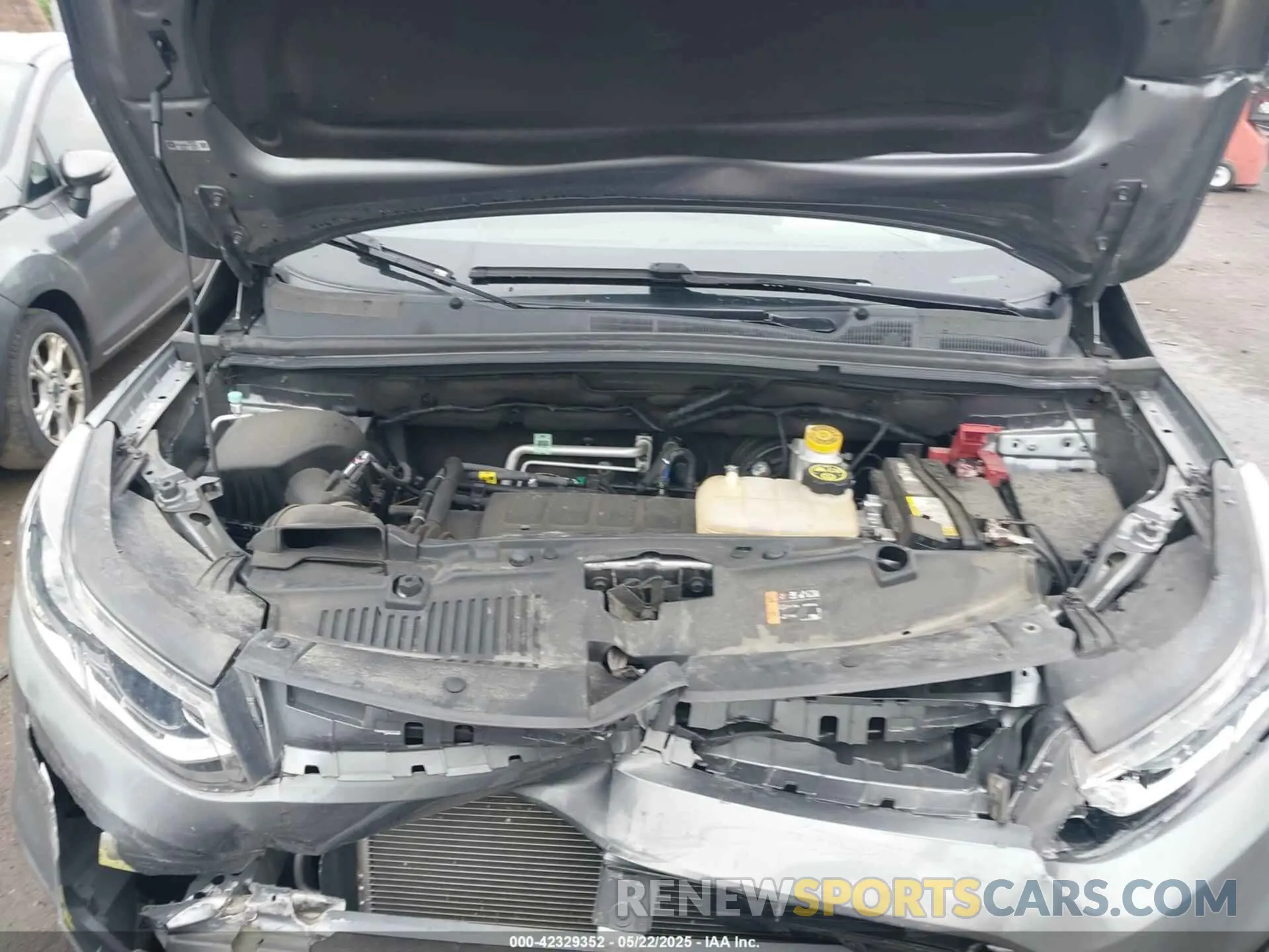 10 Photograph of a damaged car 3GNCJKSBXLL175343 CHEVROLET TRAX 2020