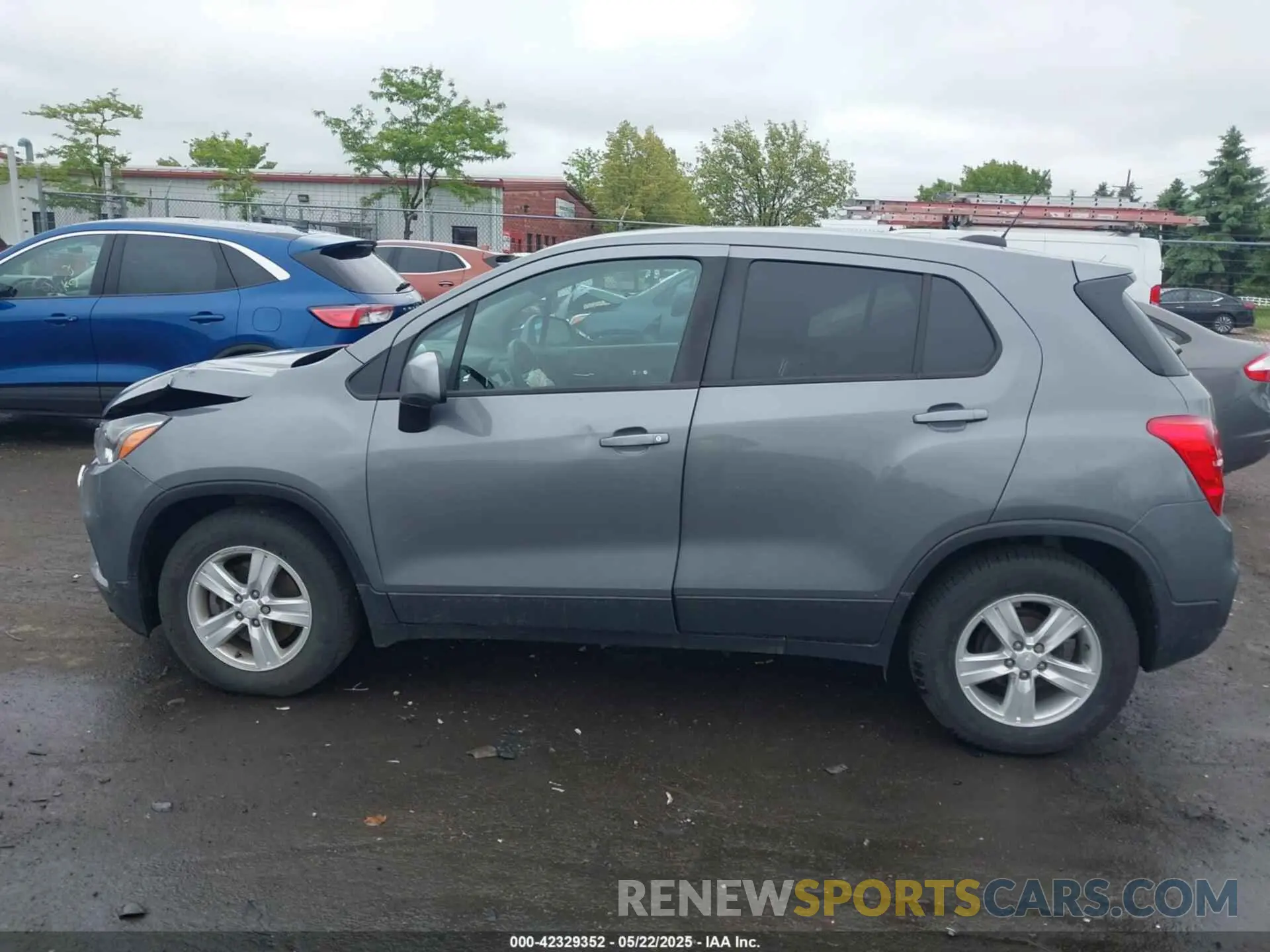 14 Photograph of a damaged car 3GNCJKSBXLL175343 CHEVROLET TRAX 2020