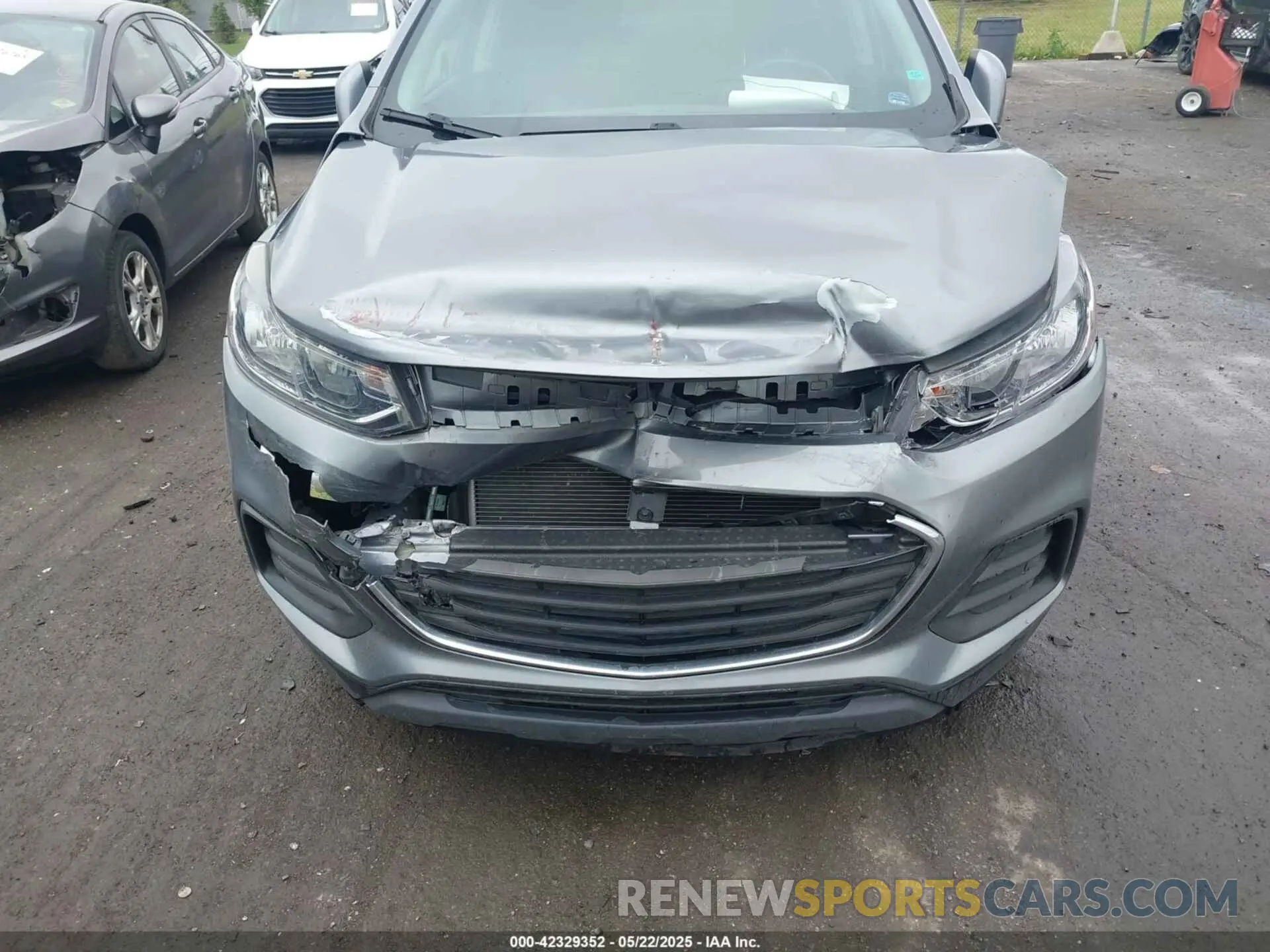 6 Photograph of a damaged car 3GNCJKSBXLL175343 CHEVROLET TRAX 2020