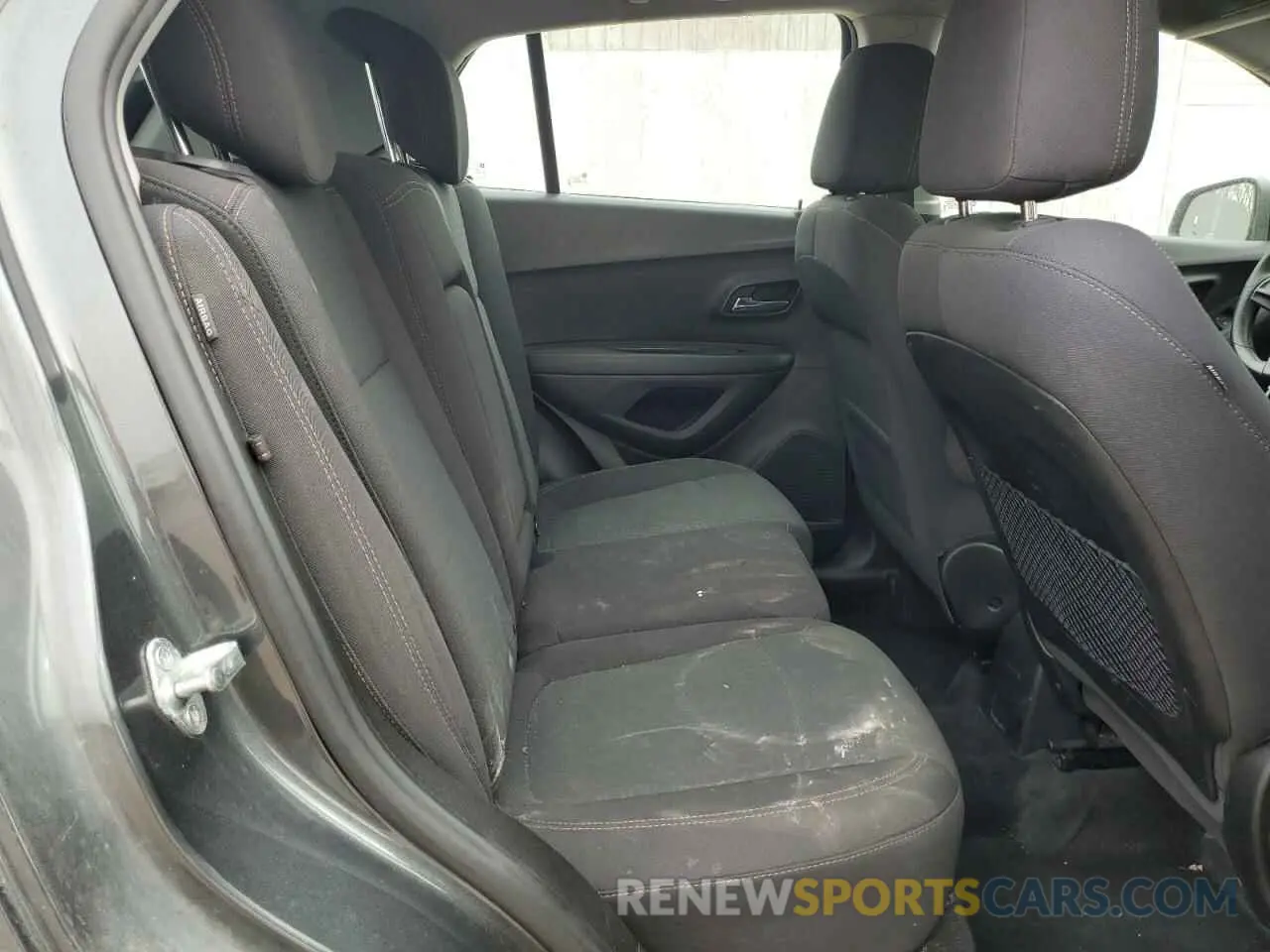11 Photograph of a damaged car 3GNCJKSBXLL178226 CHEVROLET TRAX 2020