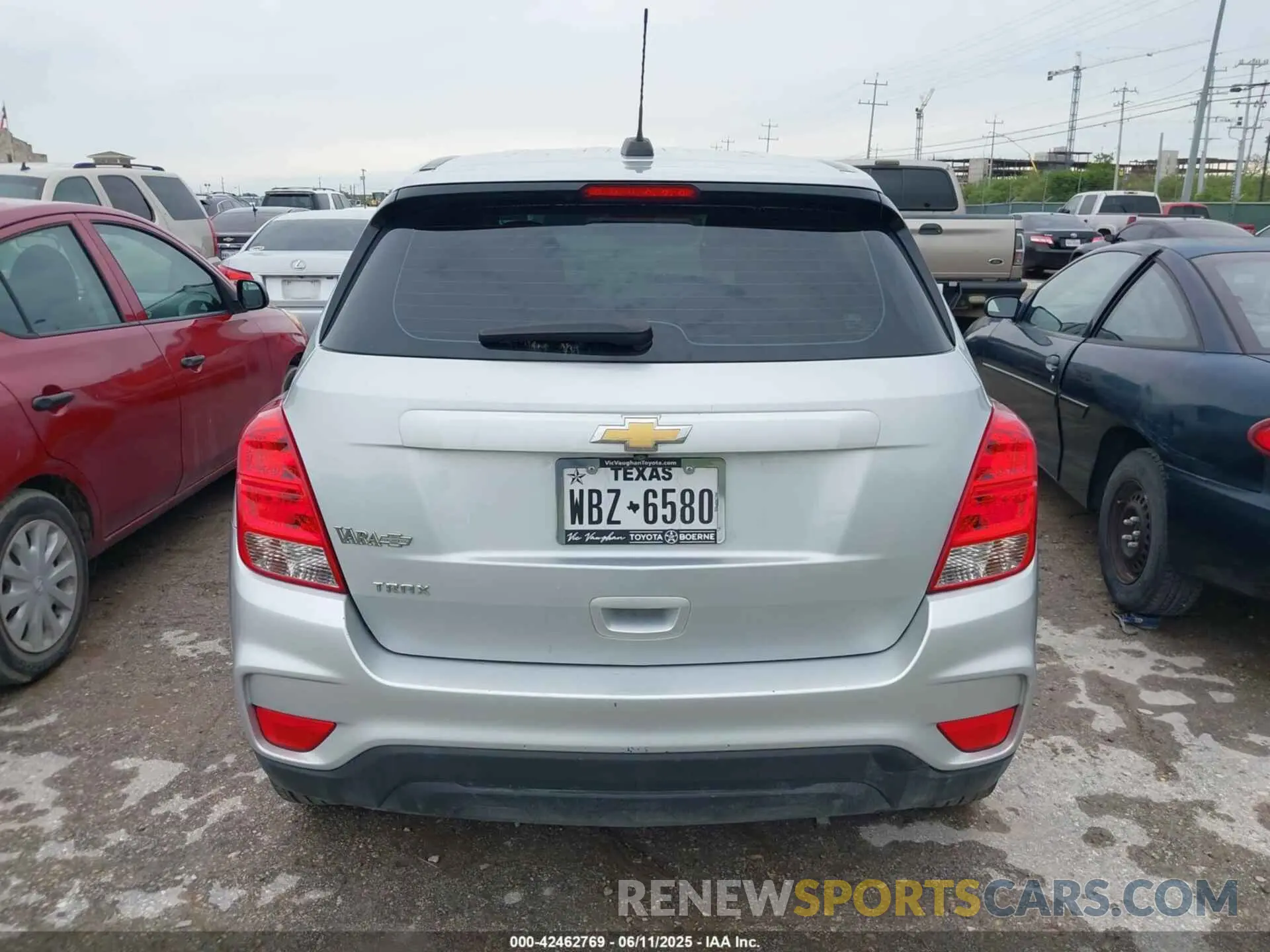 15 Photograph of a damaged car 3GNCJKSBXLL202265 CHEVROLET TRAX 2020