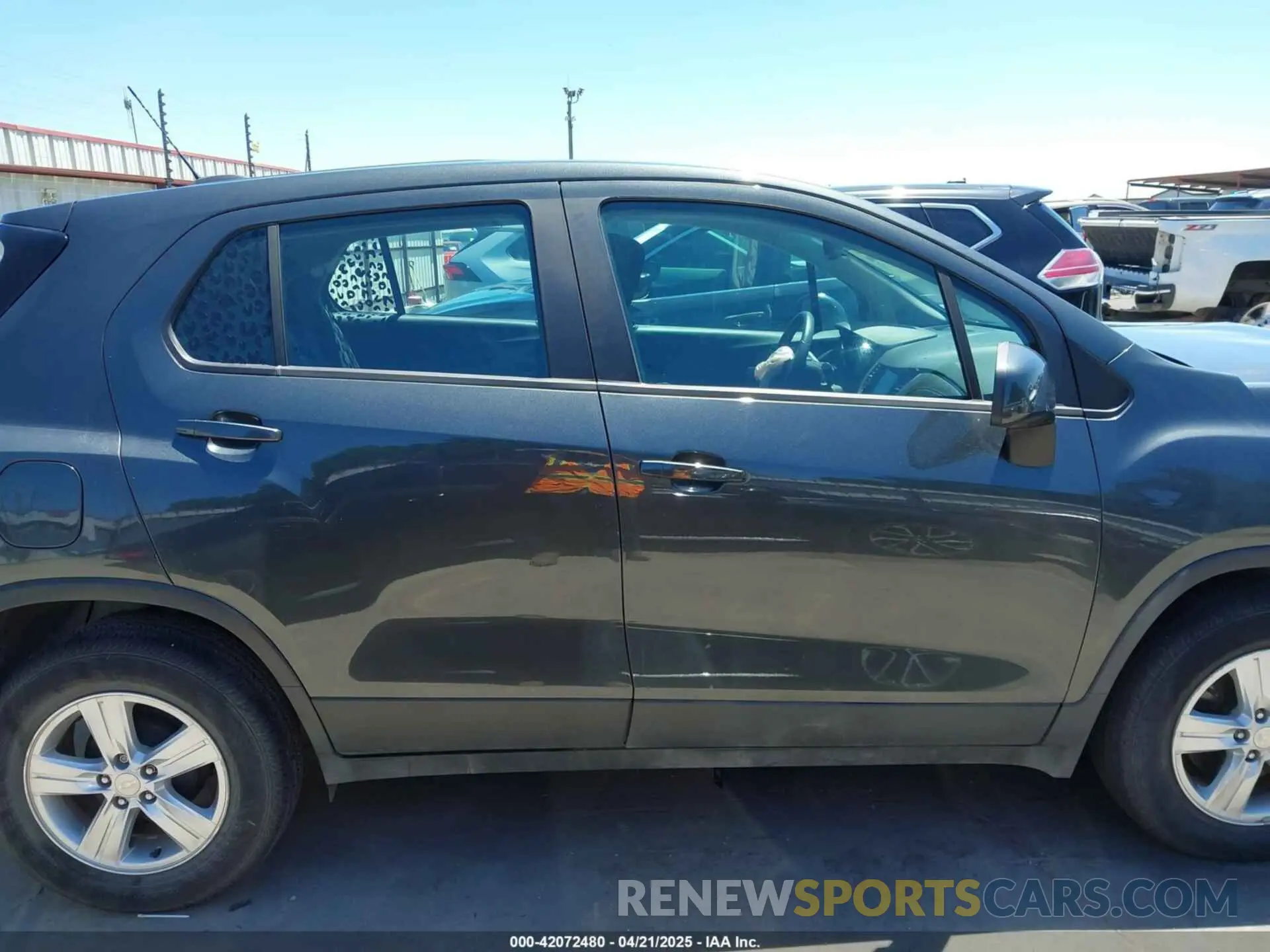 14 Photograph of a damaged car 3GNCJKSBXLL222340 CHEVROLET TRAX 2020