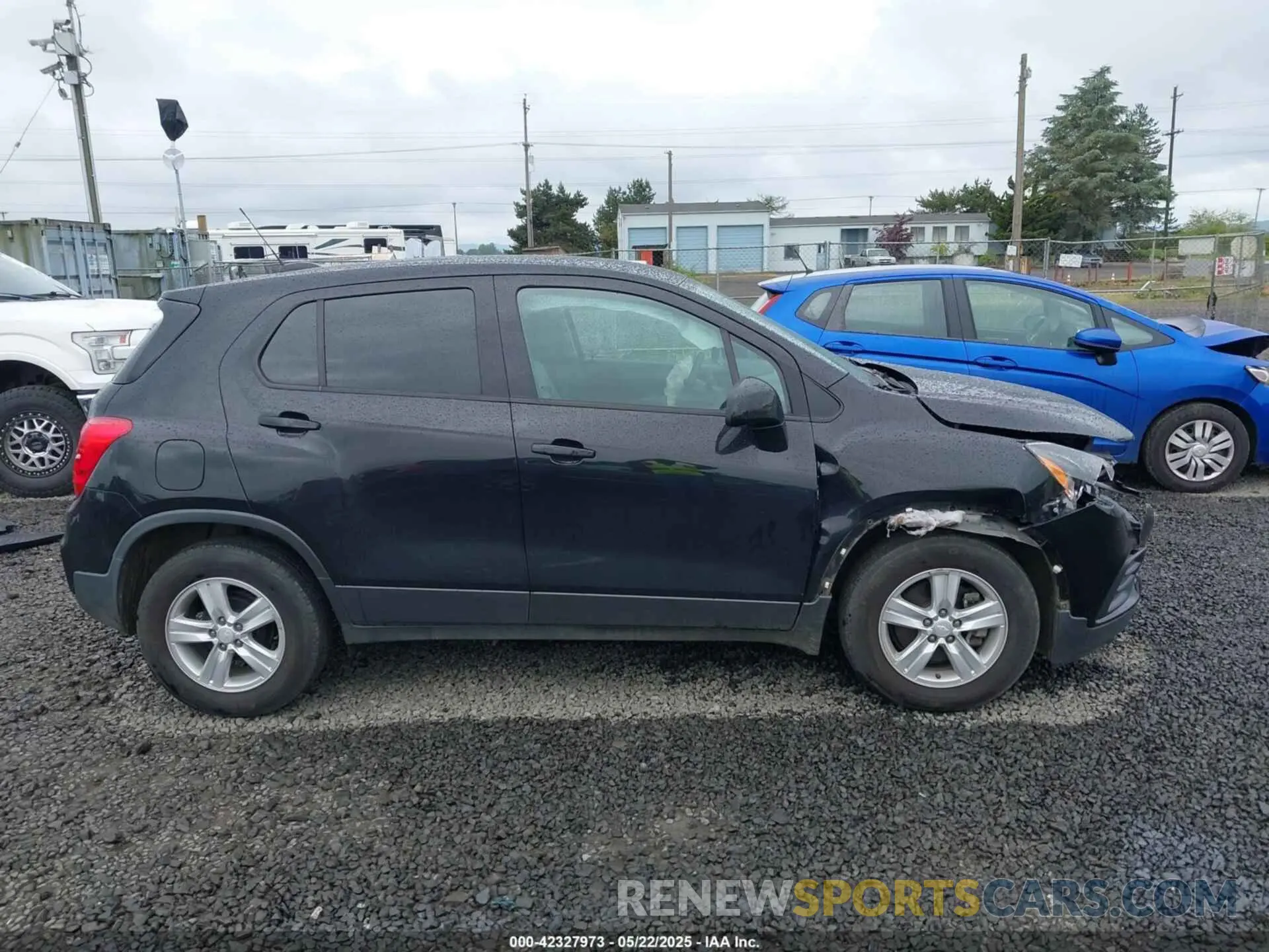 13 Photograph of a damaged car 3GNCJKSBXLL227702 CHEVROLET TRAX 2020