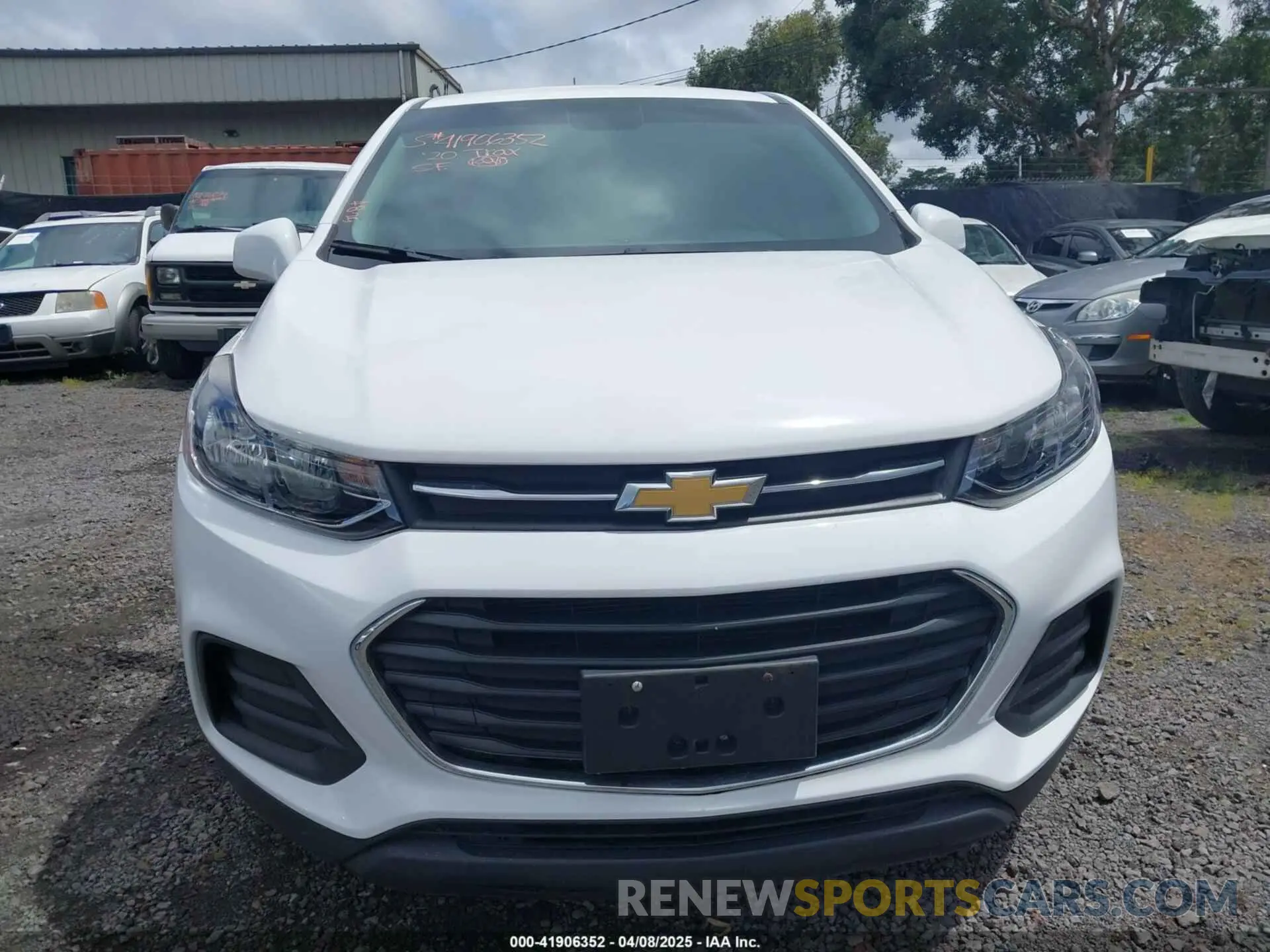 12 Photograph of a damaged car 3GNCJKSBXLL228414 CHEVROLET TRAX 2020