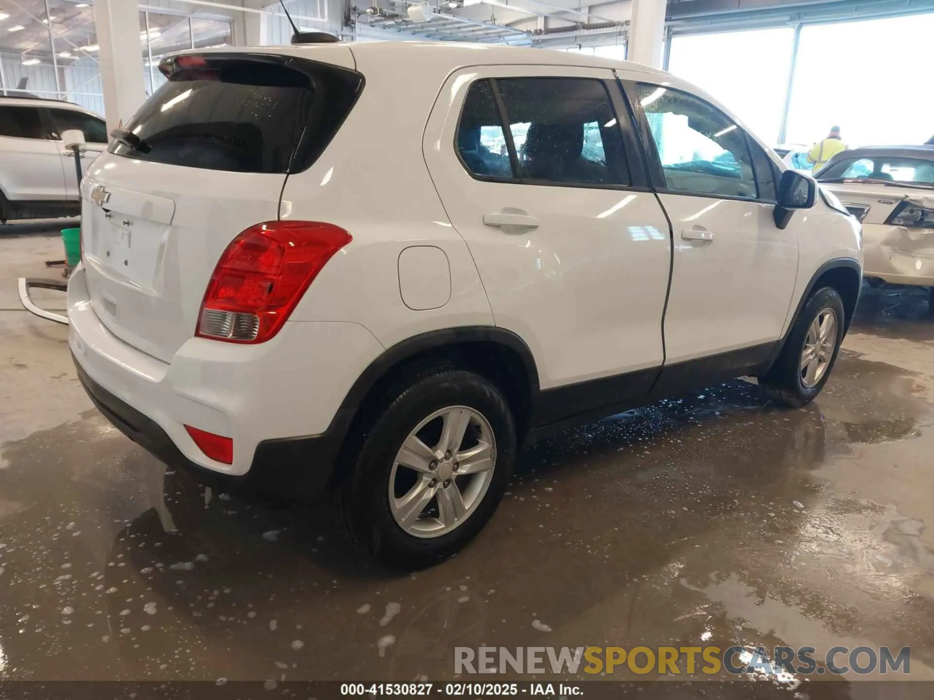 4 Photograph of a damaged car 3GNCJKSBXLL284451 CHEVROLET TRAX 2020