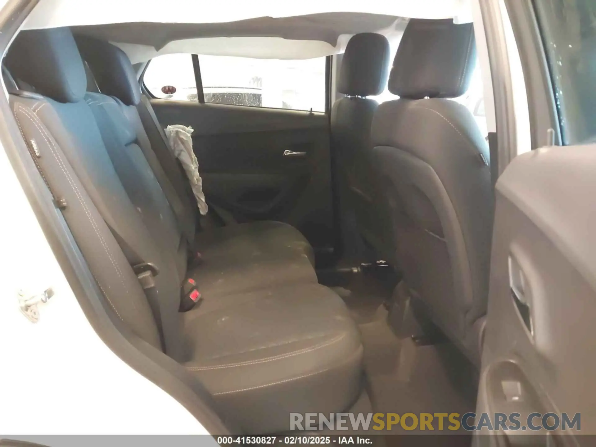 8 Photograph of a damaged car 3GNCJKSBXLL284451 CHEVROLET TRAX 2020