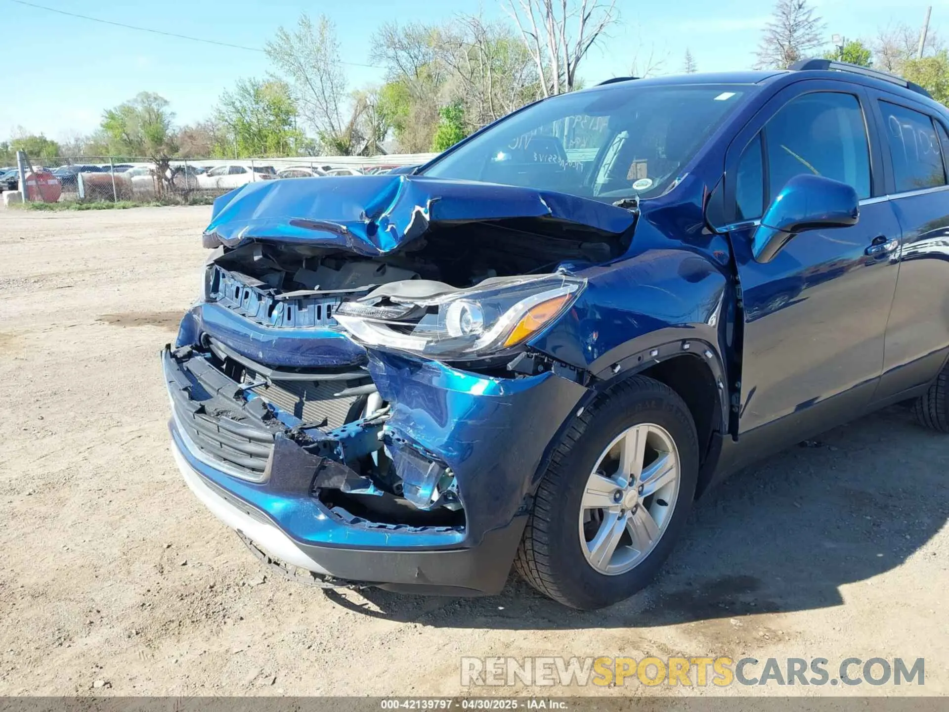 6 Photograph of a damaged car 3GNCJLSB0LL109700 CHEVROLET TRAX 2020