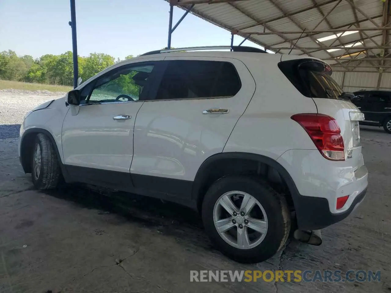 2 Photograph of a damaged car 3GNCJLSB0LL205049 CHEVROLET TRAX 2020