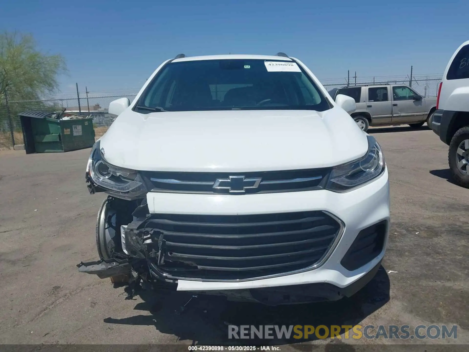 13 Photograph of a damaged car 3GNCJLSB0LL215581 CHEVROLET TRAX 2020