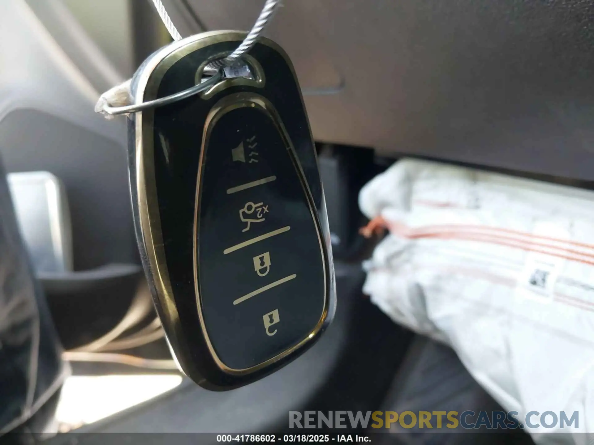 11 Photograph of a damaged car 3GNCJLSB0LL316958 CHEVROLET TRAX 2020
