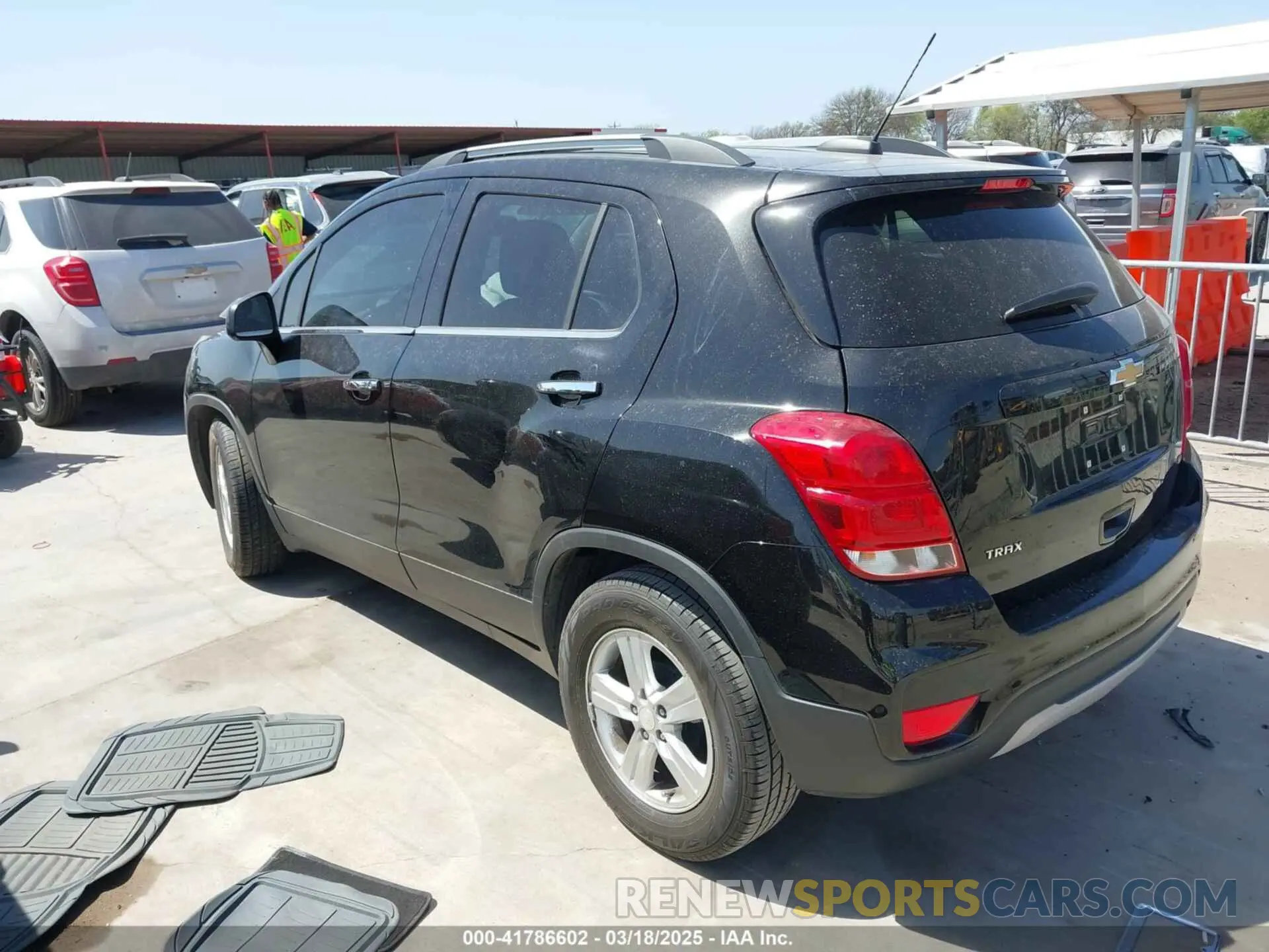 3 Photograph of a damaged car 3GNCJLSB0LL316958 CHEVROLET TRAX 2020
