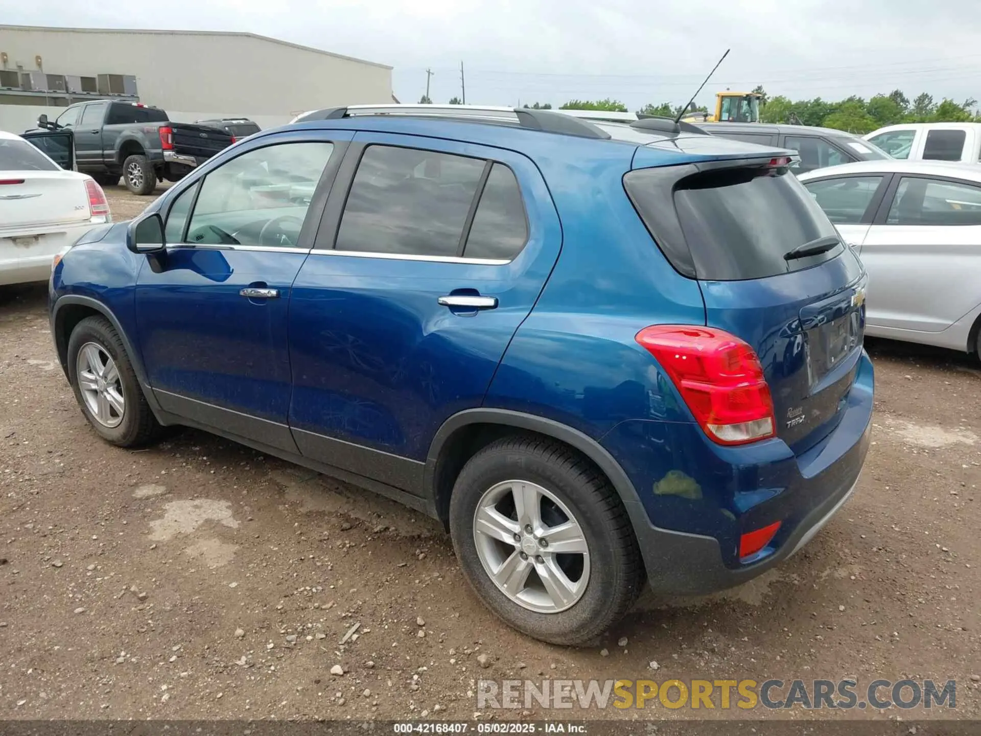 3 Photograph of a damaged car 3GNCJLSB1LL233751 CHEVROLET TRAX 2020
