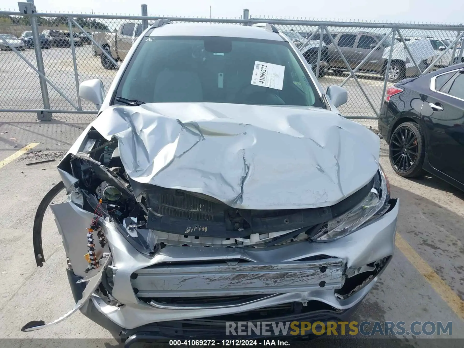 12 Photograph of a damaged car 3GNCJLSB1LL234835 CHEVROLET TRAX 2020