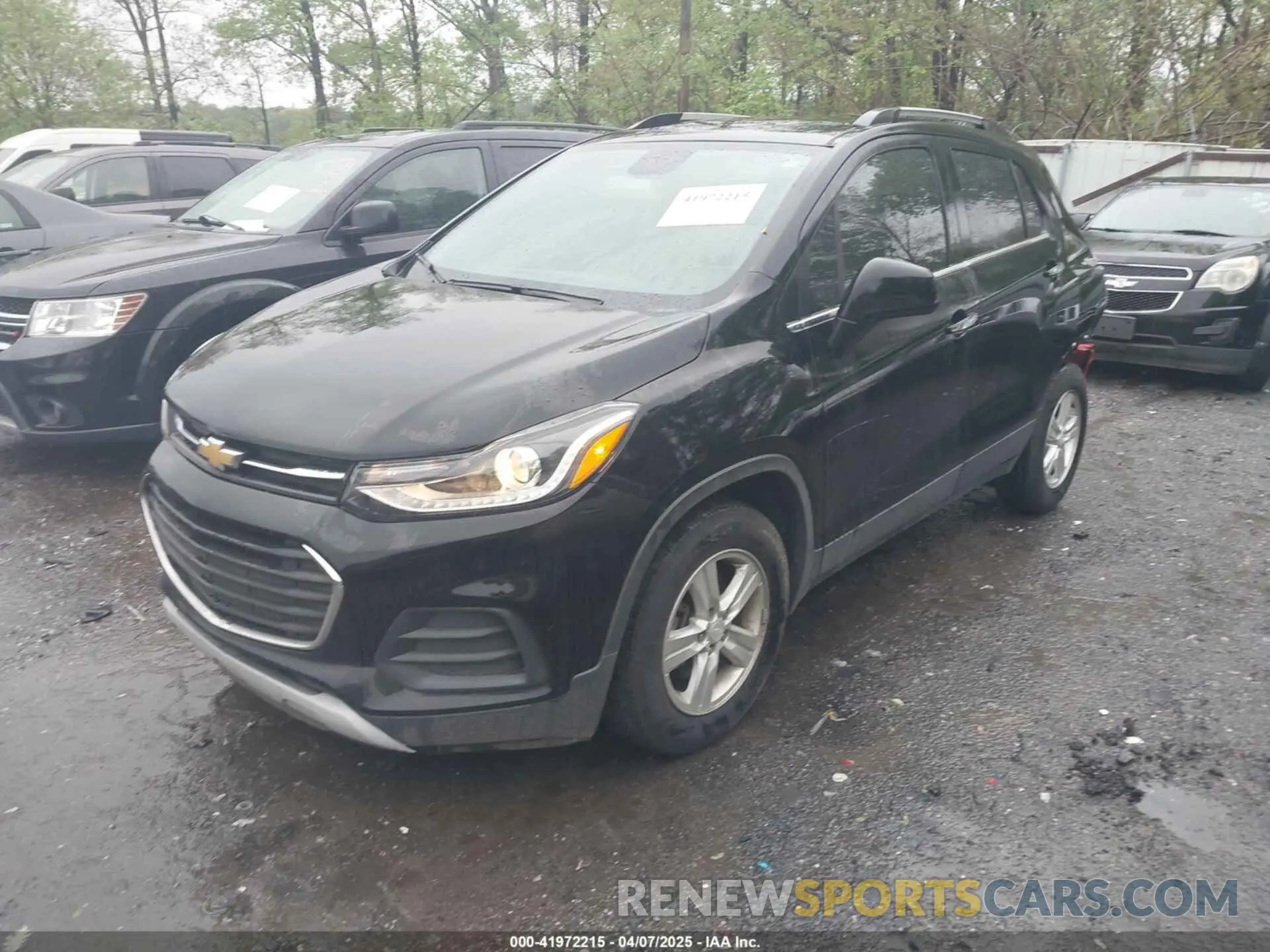 2 Photograph of a damaged car 3GNCJLSB1LL302146 CHEVROLET TRAX 2020