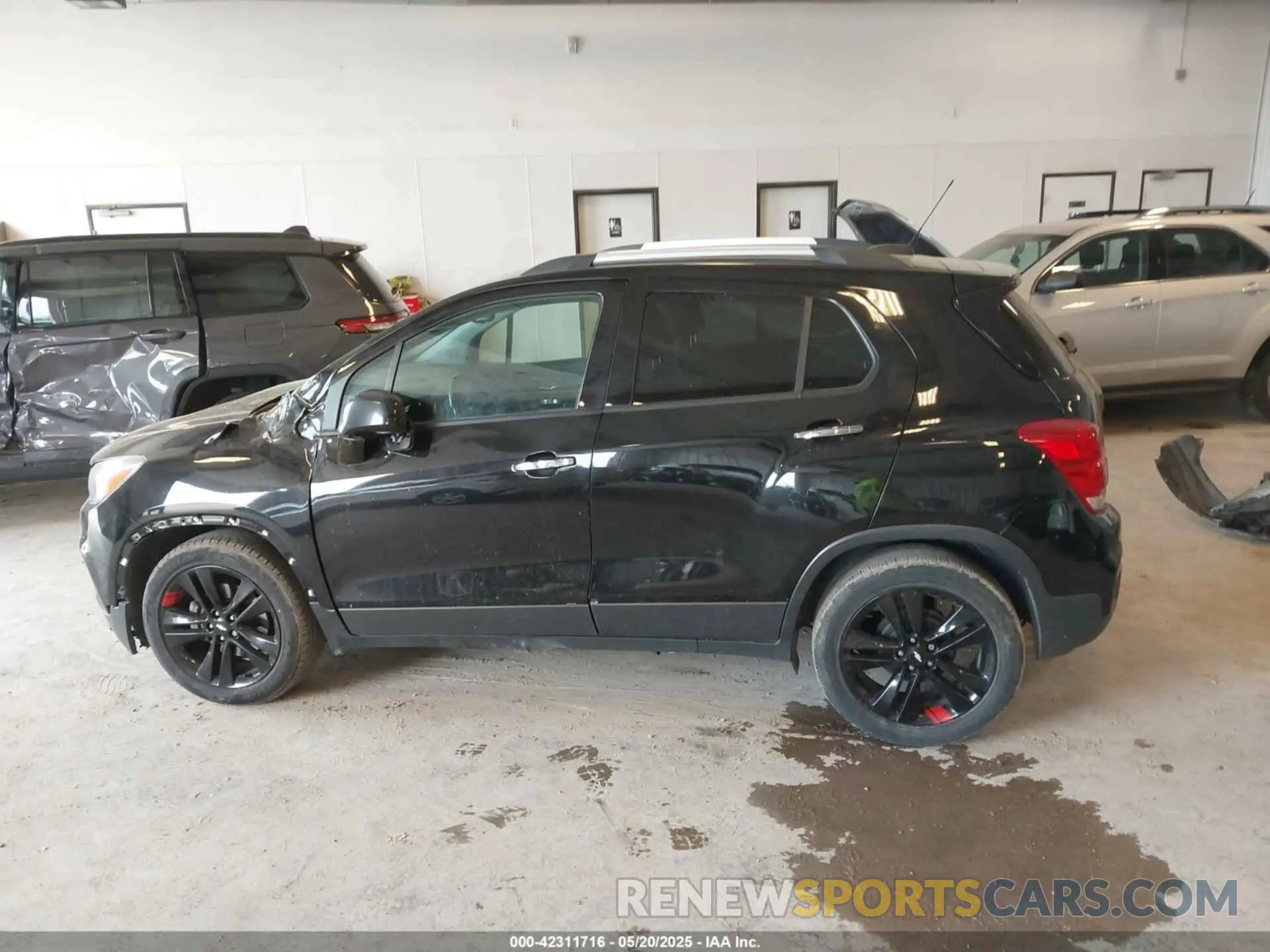 14 Photograph of a damaged car 3GNCJLSB2LL133982 CHEVROLET TRAX 2020