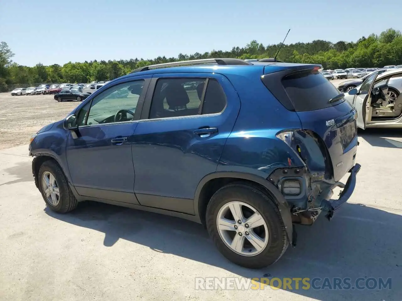 2 Photograph of a damaged car 3GNCJLSB2LL166559 CHEVROLET TRAX 2020