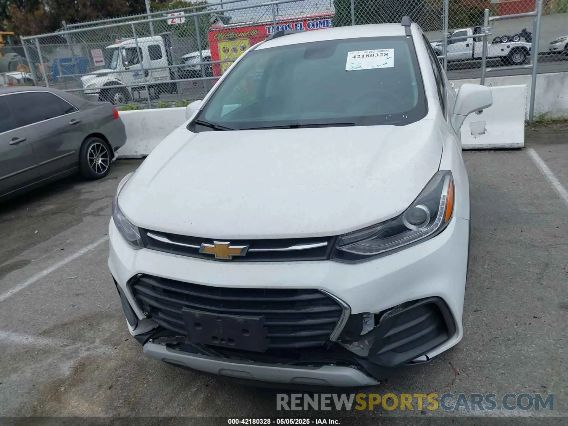 12 Photograph of a damaged car 3GNCJLSB3LL232259 CHEVROLET TRAX 2020