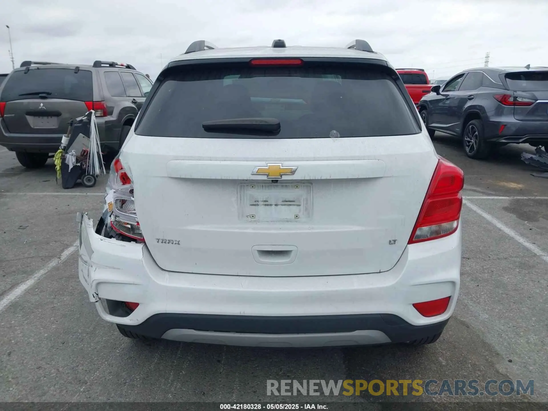 16 Photograph of a damaged car 3GNCJLSB3LL232259 CHEVROLET TRAX 2020