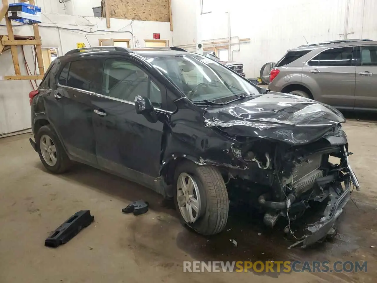4 Photograph of a damaged car 3GNCJLSB3LL301712 CHEVROLET TRAX 2020
