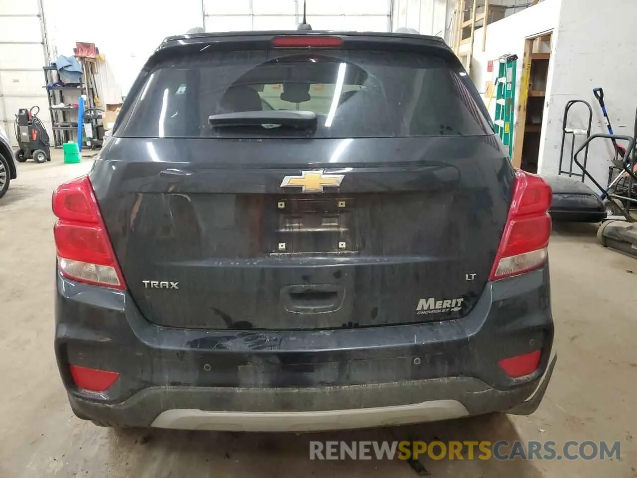6 Photograph of a damaged car 3GNCJLSB3LL301712 CHEVROLET TRAX 2020