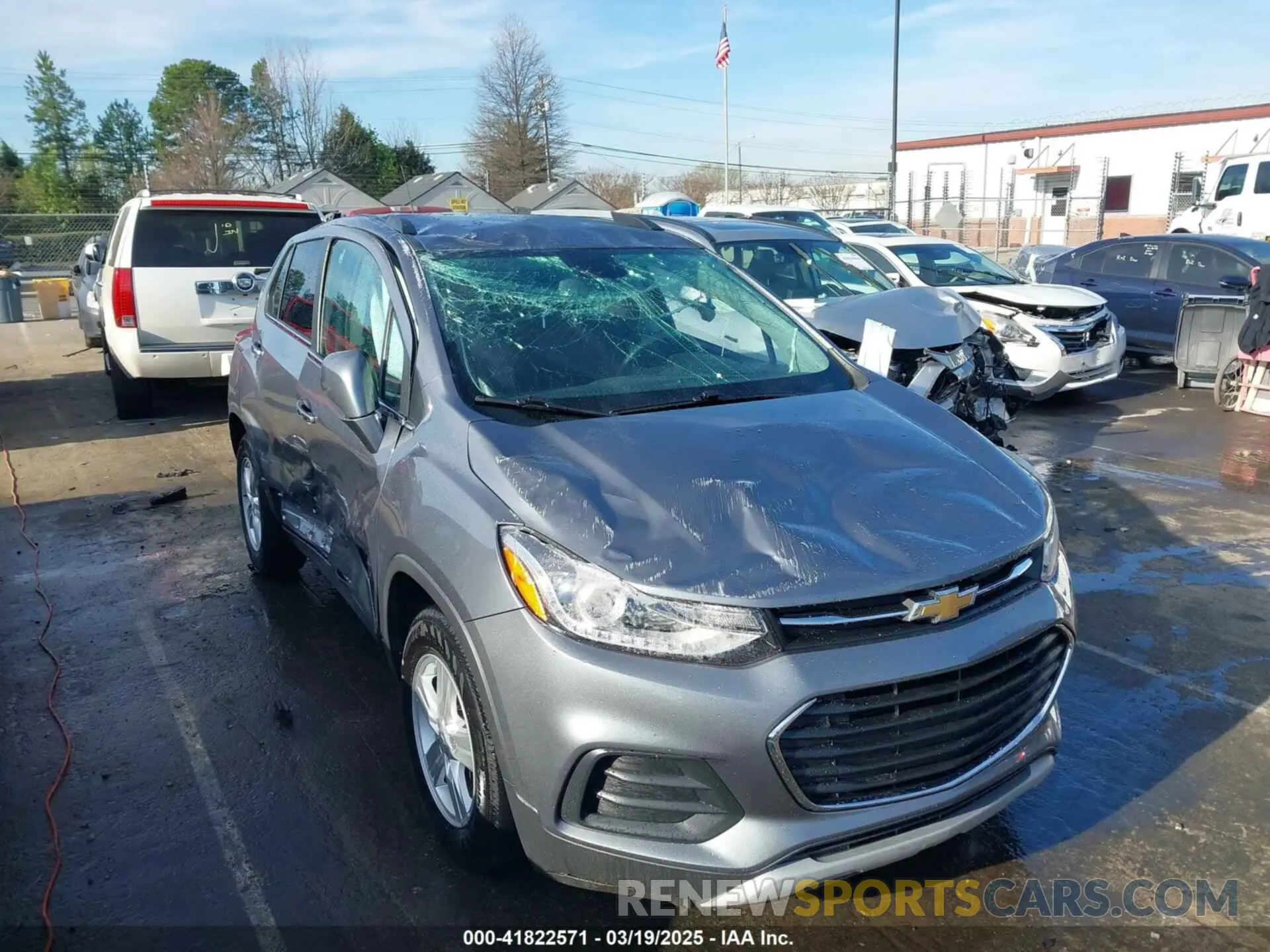 6 Photograph of a damaged car 3GNCJLSB3LL320390 CHEVROLET TRAX 2020