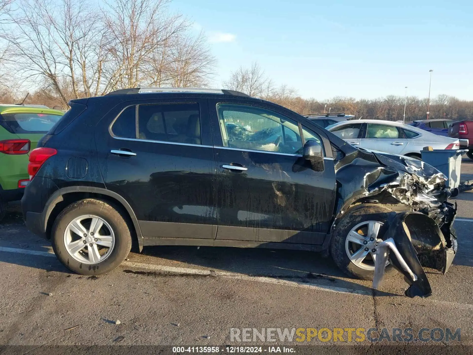 13 Photograph of a damaged car 3GNCJLSB4LL334198 CHEVROLET TRAX 2020