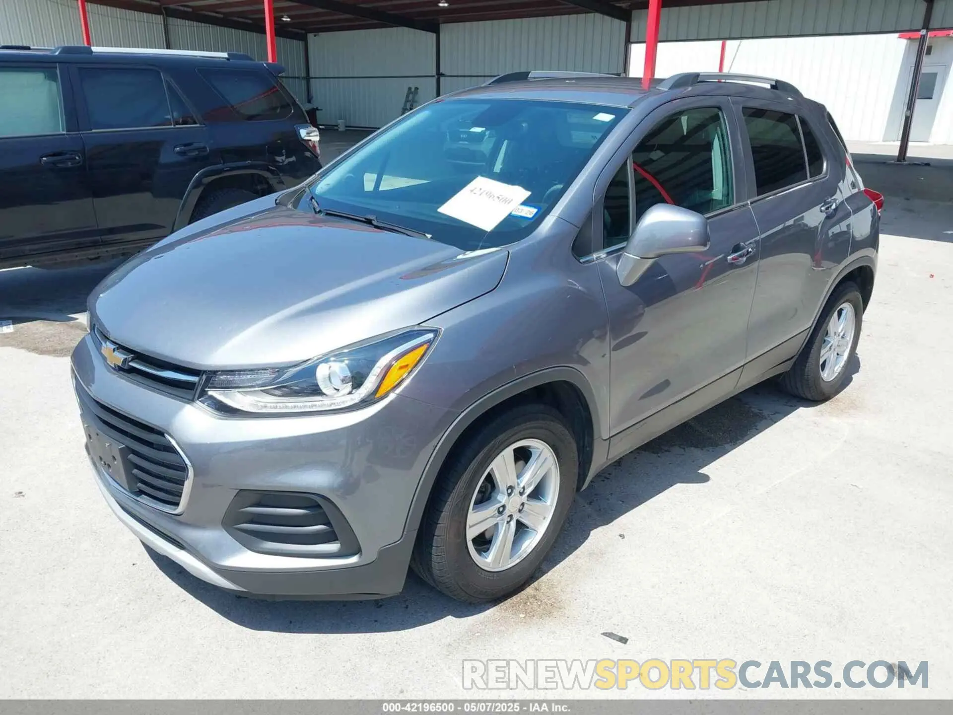 2 Photograph of a damaged car 3GNCJLSB4LL336176 CHEVROLET TRAX 2020