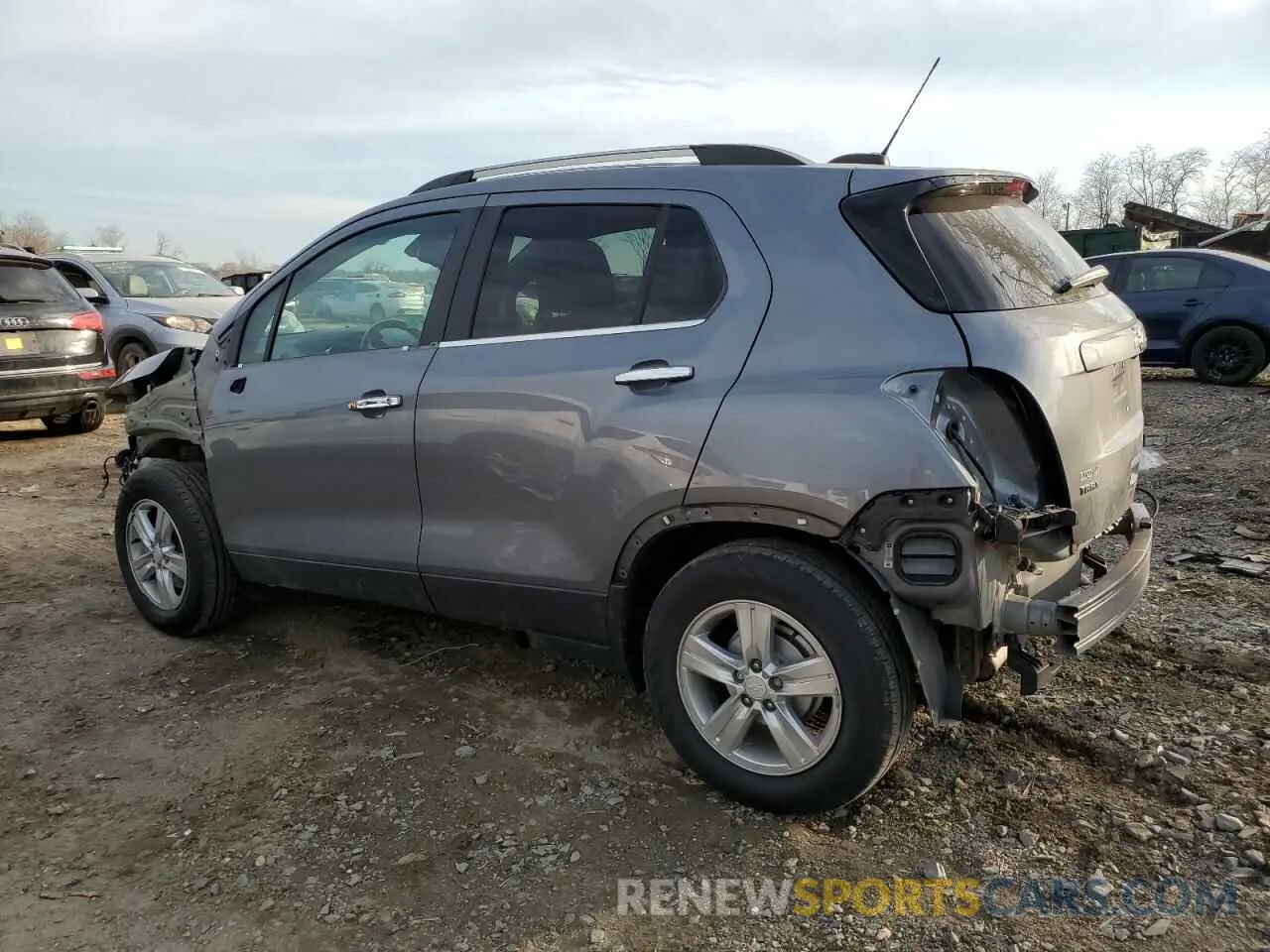 2 Photograph of a damaged car 3GNCJLSB5LL275923 CHEVROLET TRAX 2020