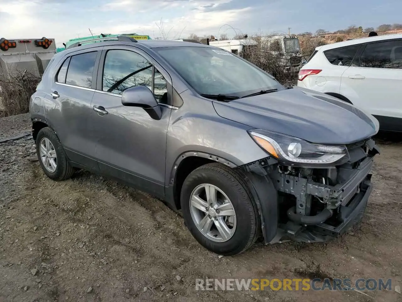 4 Photograph of a damaged car 3GNCJLSB5LL275923 CHEVROLET TRAX 2020