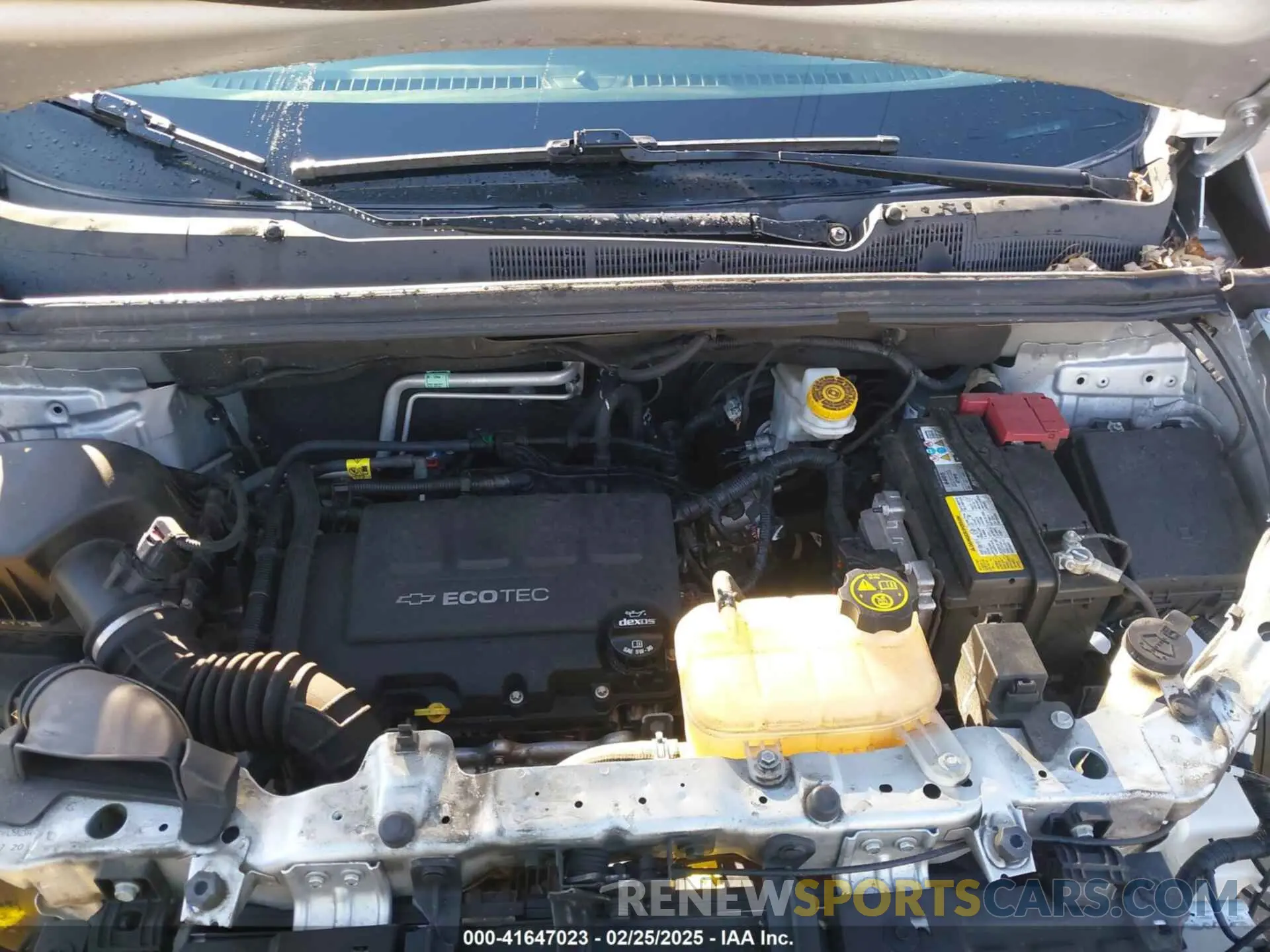 10 Photograph of a damaged car 3GNCJLSB5LL320665 CHEVROLET TRAX 2020