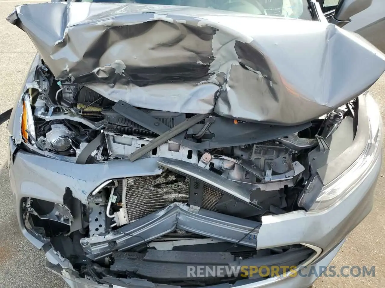 13 Photograph of a damaged car 3GNCJLSB5LL323369 CHEVROLET TRAX 2020