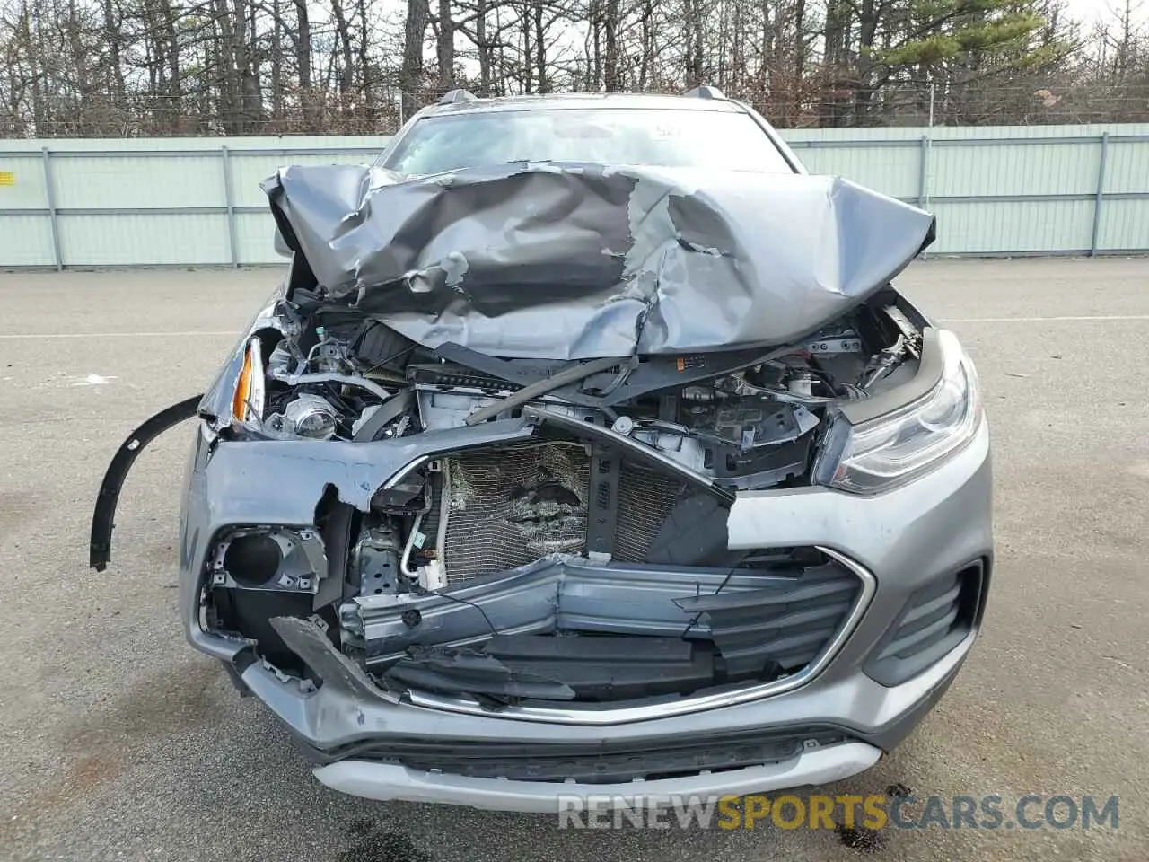 5 Photograph of a damaged car 3GNCJLSB5LL323369 CHEVROLET TRAX 2020