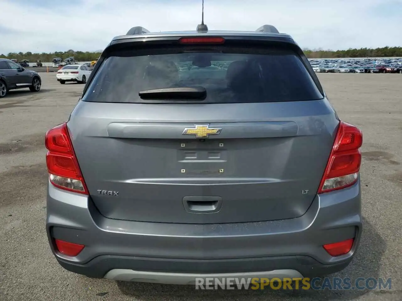 6 Photograph of a damaged car 3GNCJLSB5LL323369 CHEVROLET TRAX 2020