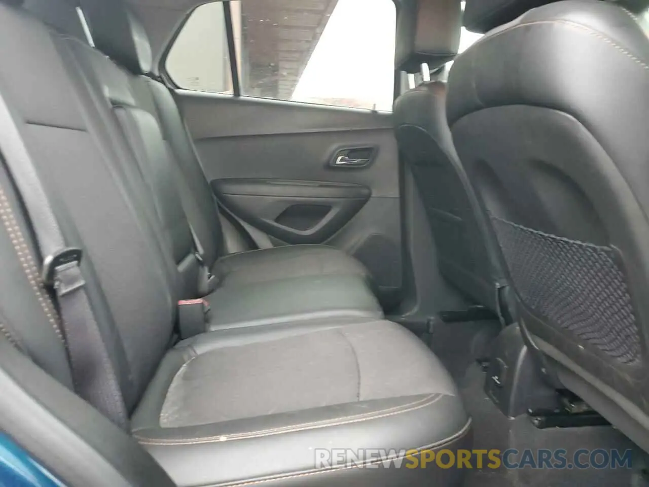 12 Photograph of a damaged car 3GNCJLSB6LL202043 CHEVROLET TRAX 2020
