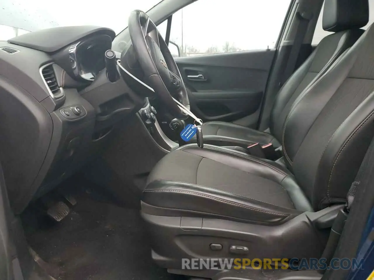 7 Photograph of a damaged car 3GNCJLSB6LL202043 CHEVROLET TRAX 2020