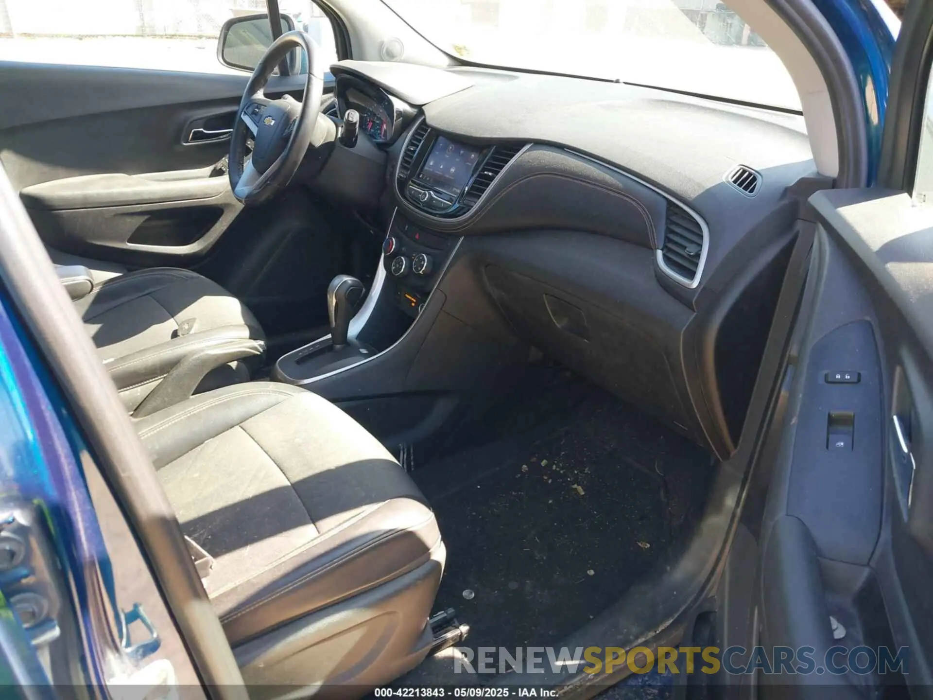 5 Photograph of a damaged car 3GNCJLSB6LL288423 CHEVROLET TRAX 2020