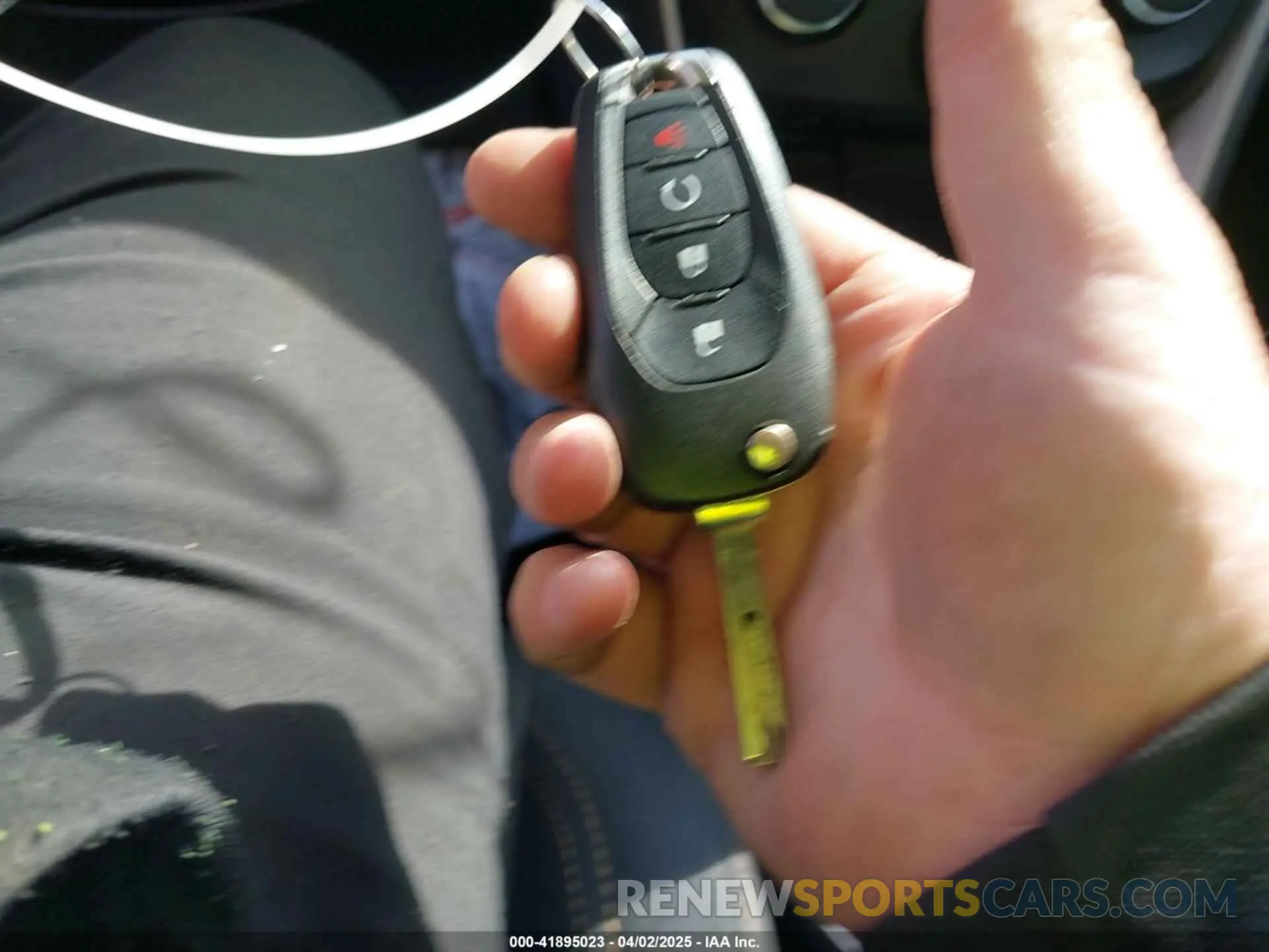 11 Photograph of a damaged car 3GNCJLSB6LL329696 CHEVROLET TRAX 2020