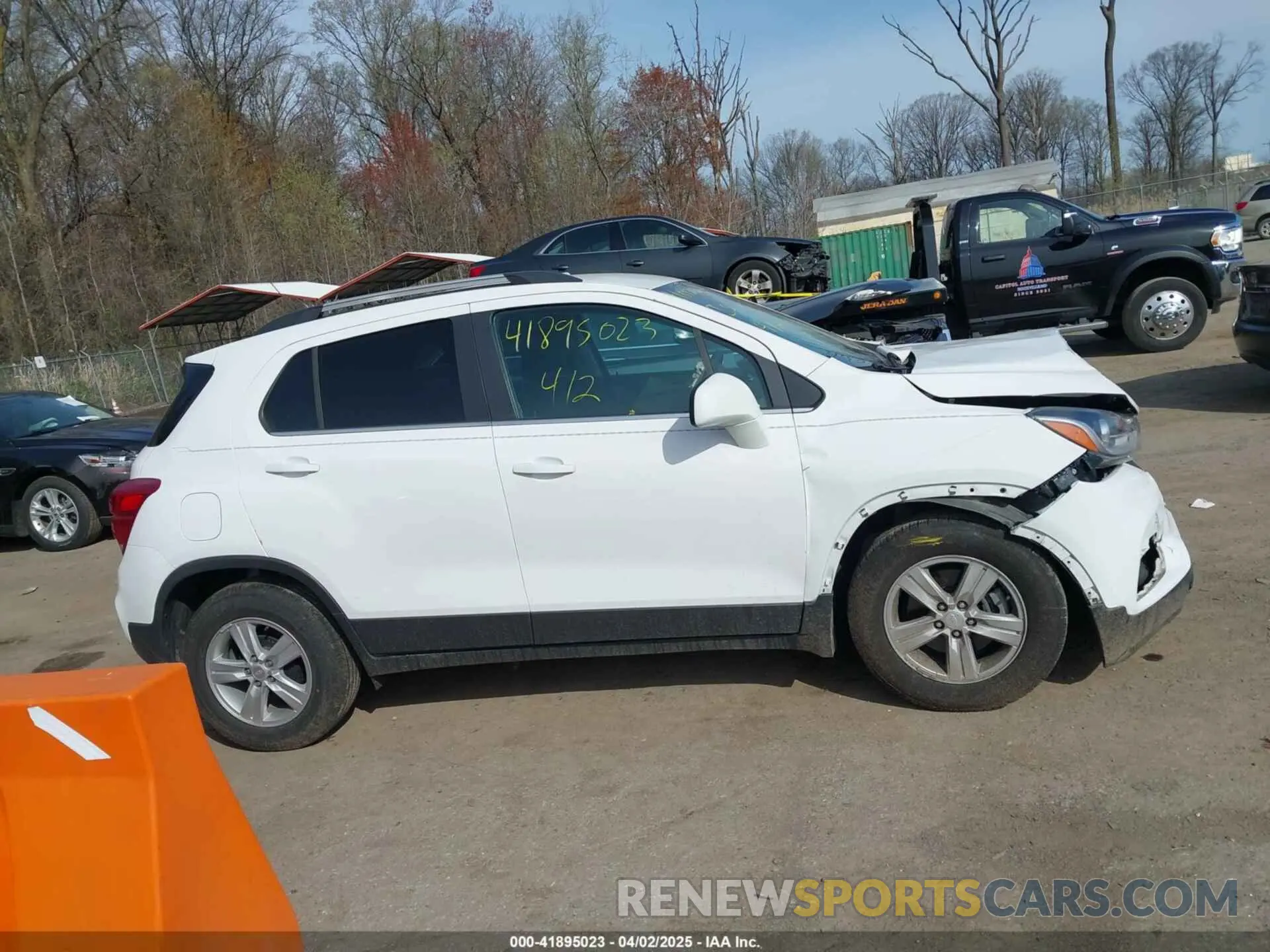 13 Photograph of a damaged car 3GNCJLSB6LL329696 CHEVROLET TRAX 2020
