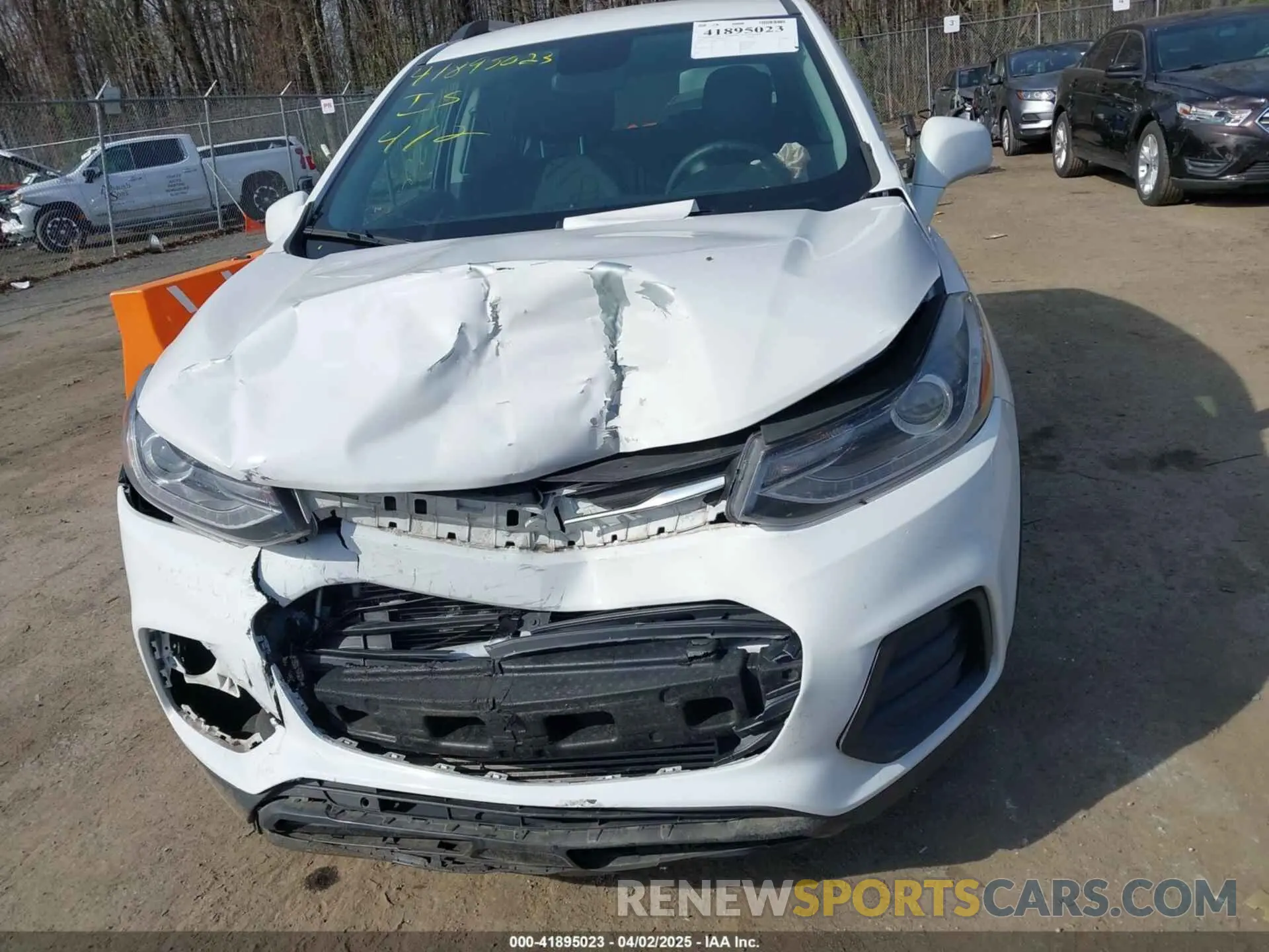 6 Photograph of a damaged car 3GNCJLSB6LL329696 CHEVROLET TRAX 2020