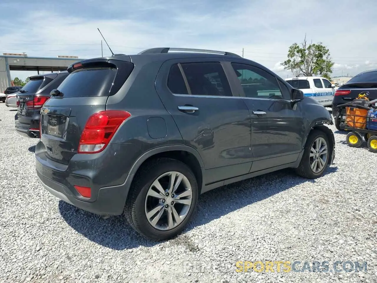 3 Photograph of a damaged car 3GNCJLSB7LL132455 CHEVROLET TRAX 2020