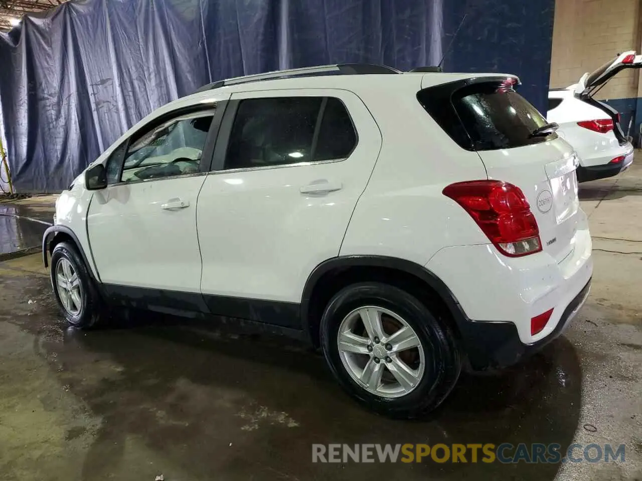 2 Photograph of a damaged car 3GNCJLSB7LL207090 CHEVROLET TRAX 2020