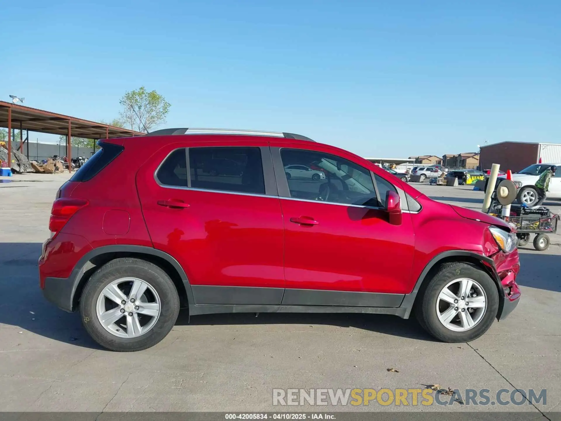 13 Photograph of a damaged car 3GNCJLSB7LL229882 CHEVROLET TRAX 2020
