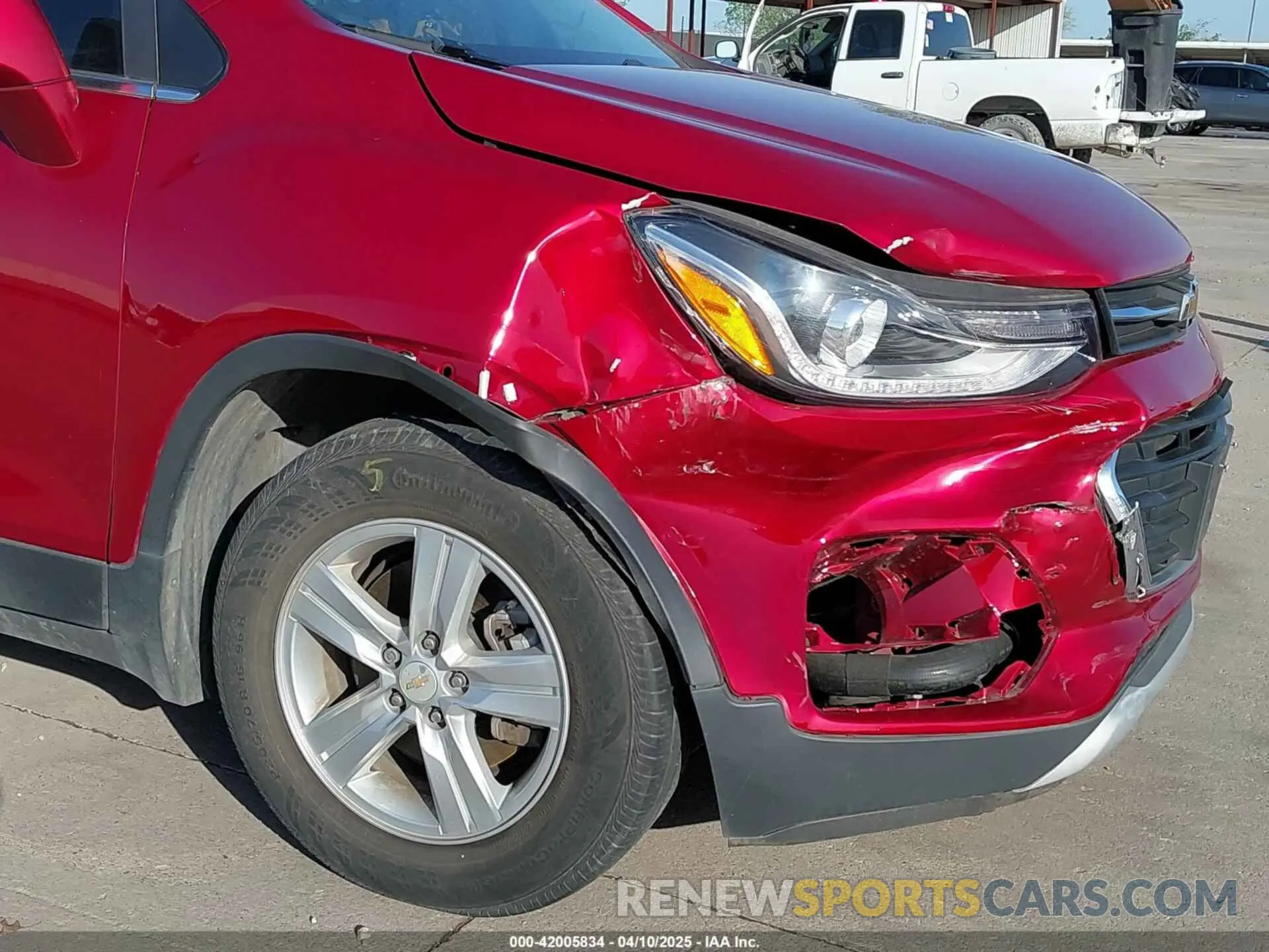 6 Photograph of a damaged car 3GNCJLSB7LL229882 CHEVROLET TRAX 2020