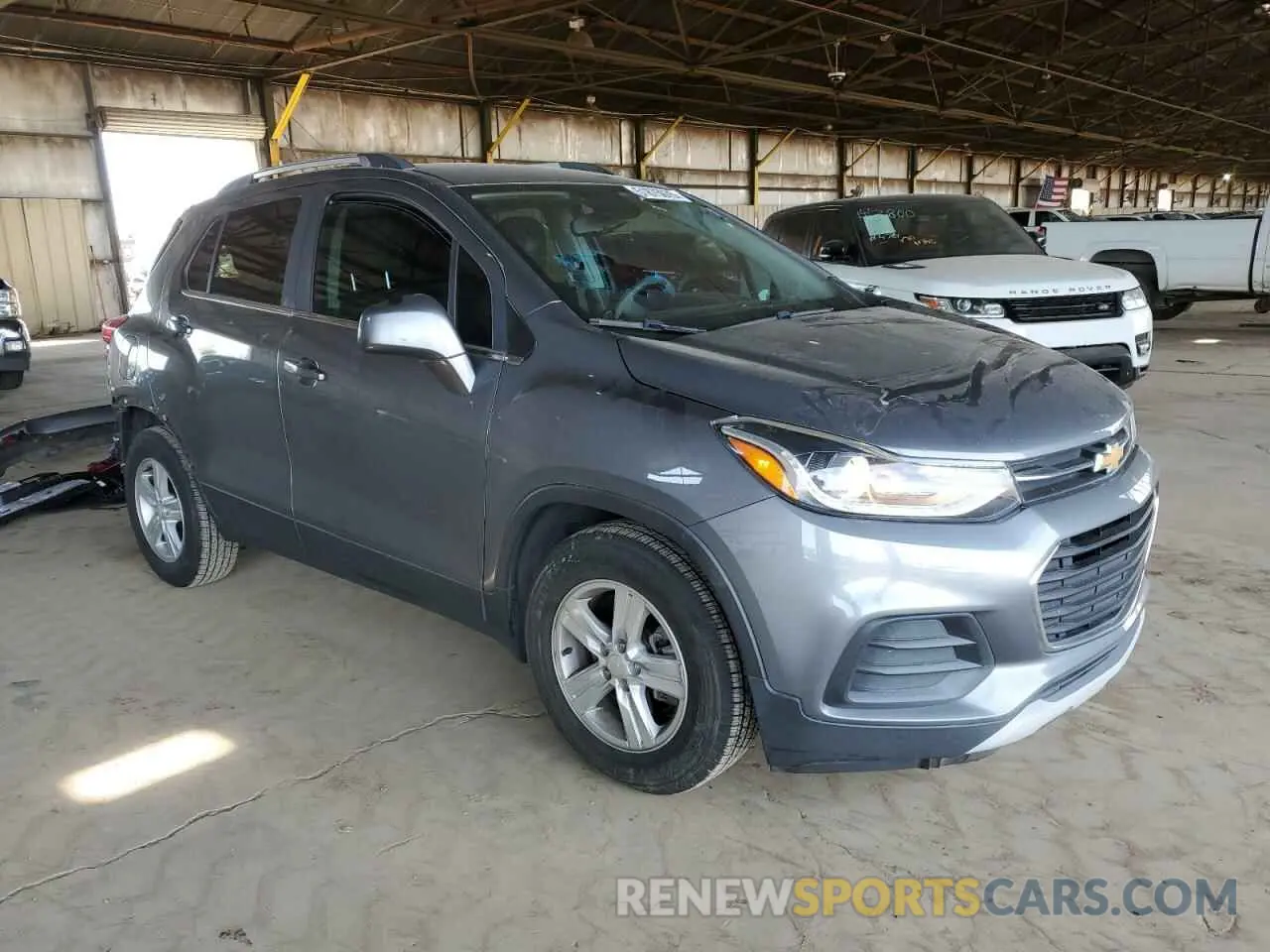 4 Photograph of a damaged car 3GNCJLSB7LL252711 CHEVROLET TRAX 2020