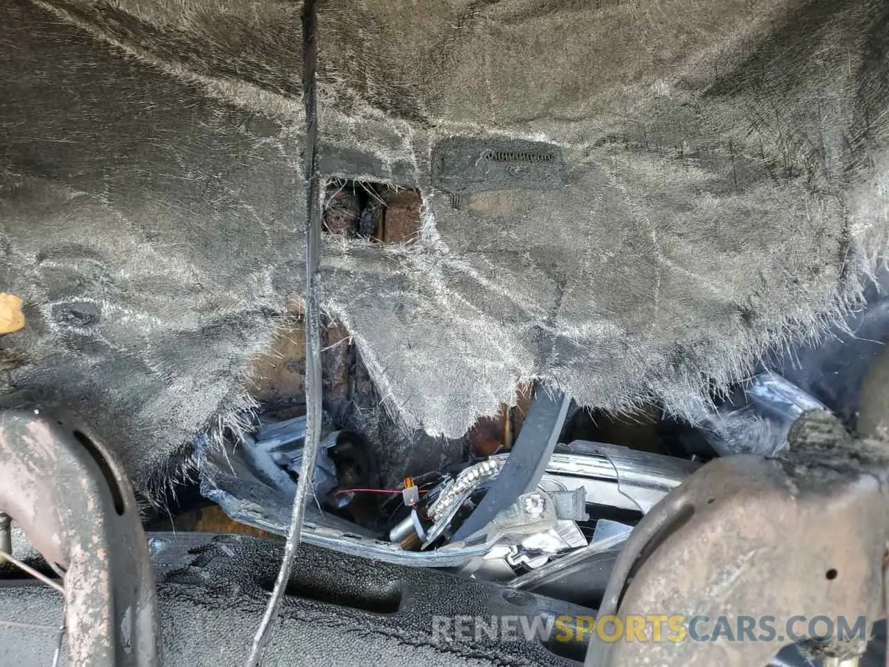 10 Photograph of a damaged car 3GNCJLSB7LL319128 CHEVROLET TRAX 2020