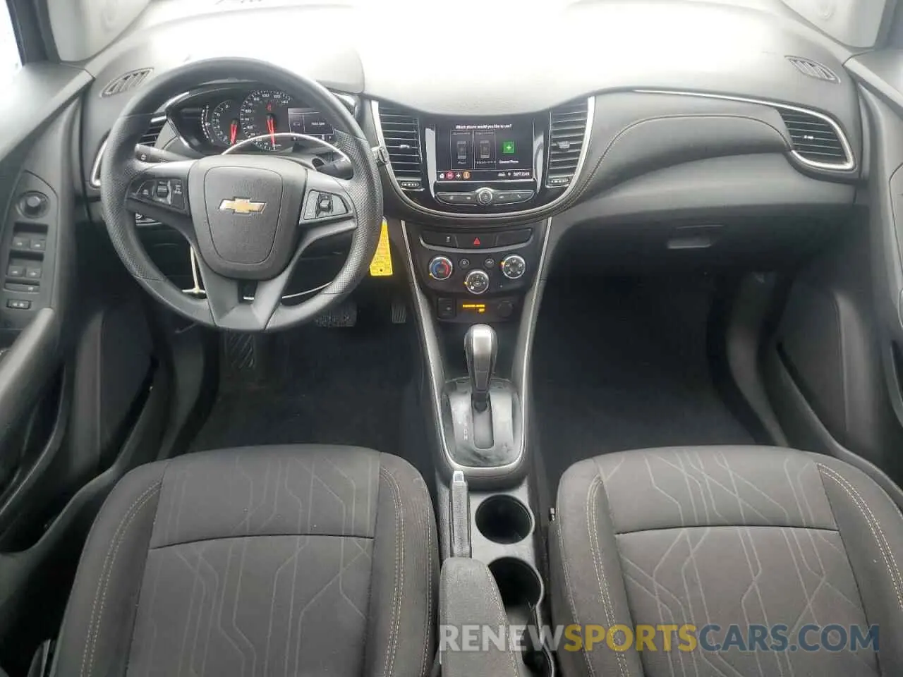 8 Photograph of a damaged car 3GNCJLSB8LL138362 CHEVROLET TRAX 2020