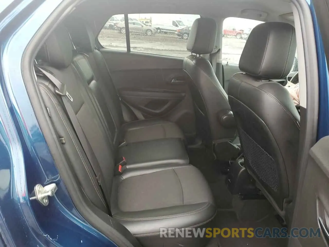 10 Photograph of a damaged car 3GNCJLSB8LL151290 CHEVROLET TRAX 2020