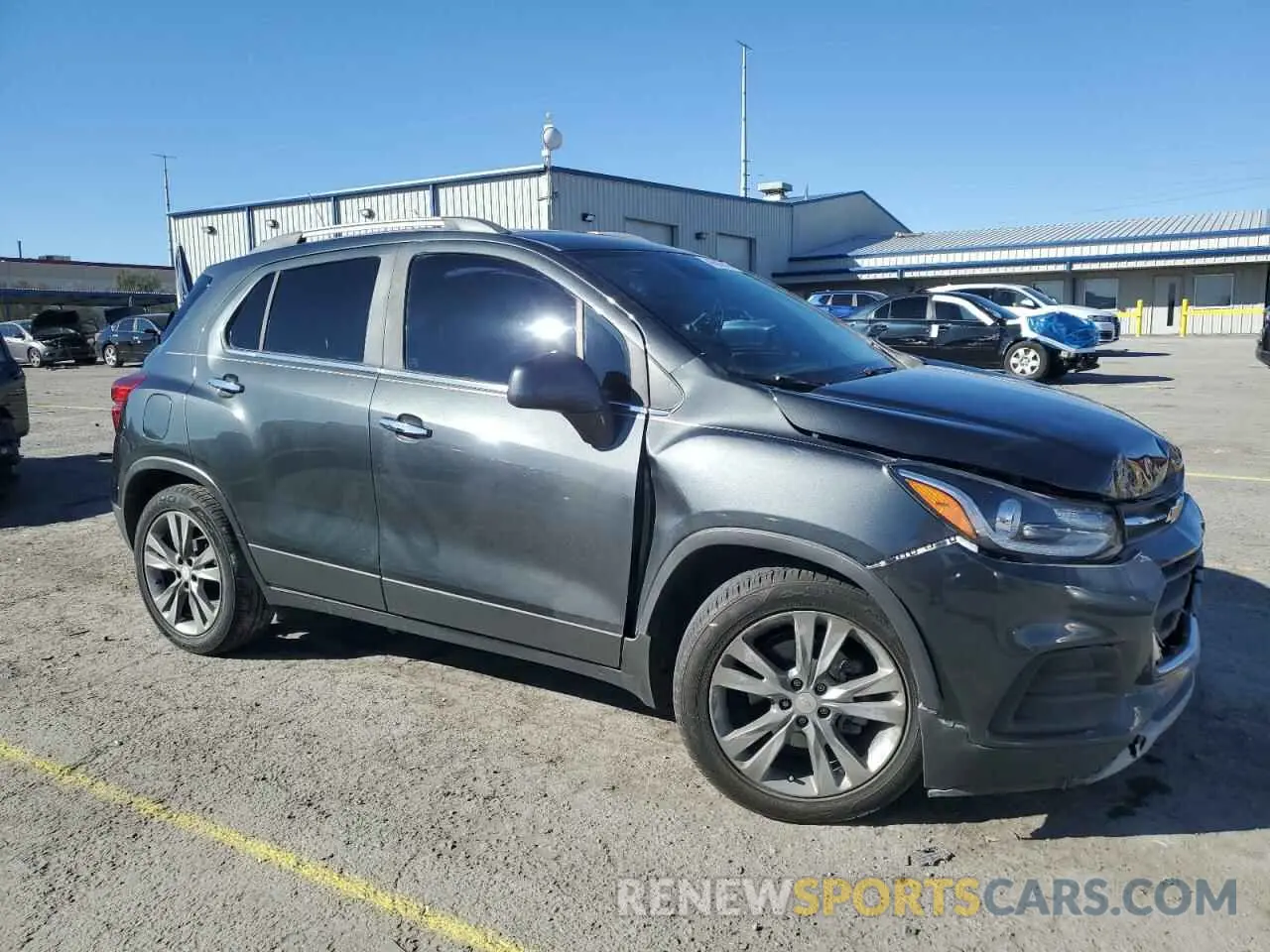 4 Photograph of a damaged car 3GNCJLSB8LL201654 CHEVROLET TRAX 2020