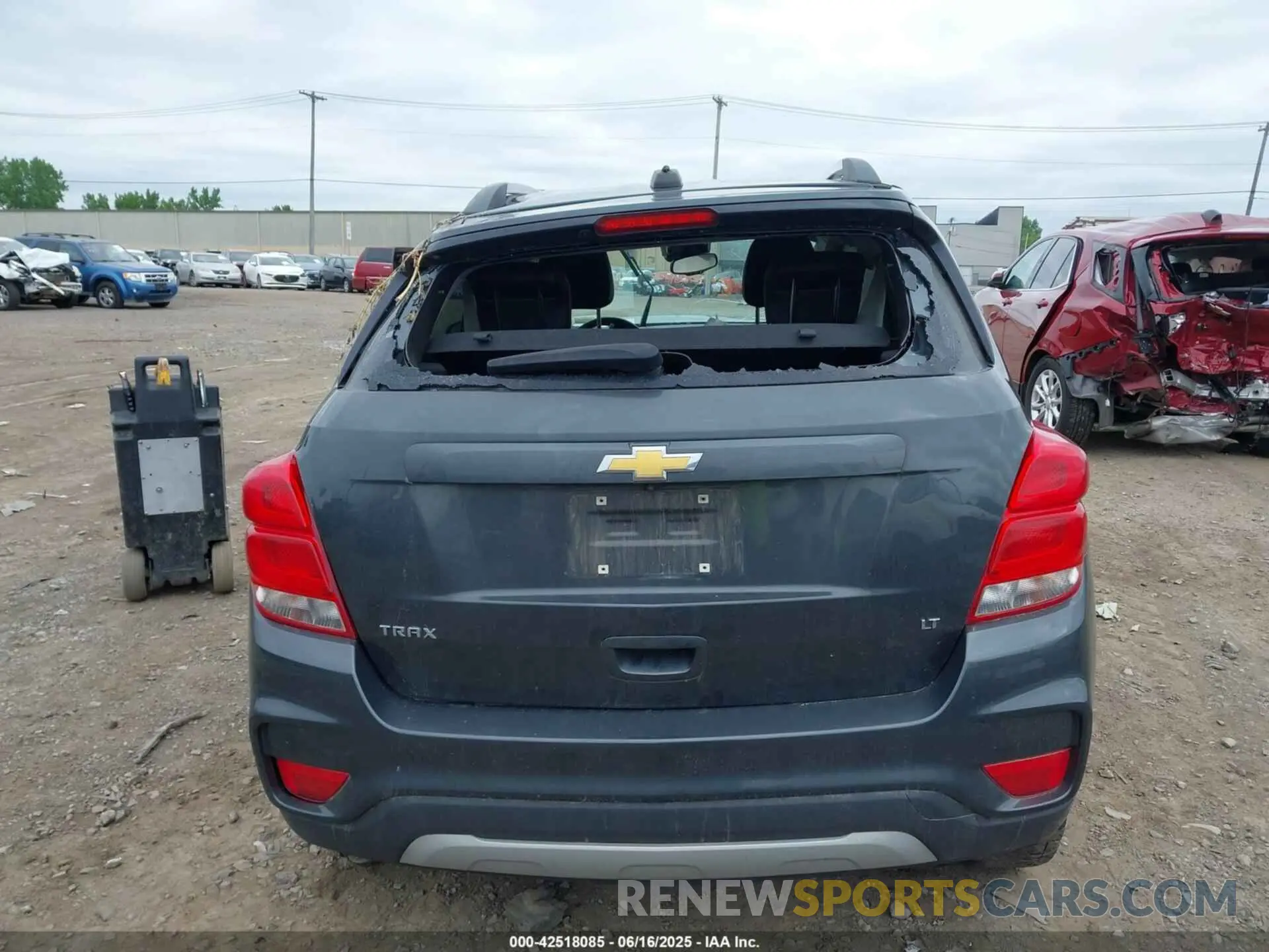 15 Photograph of a damaged car 3GNCJLSB8LL203193 CHEVROLET TRAX 2020