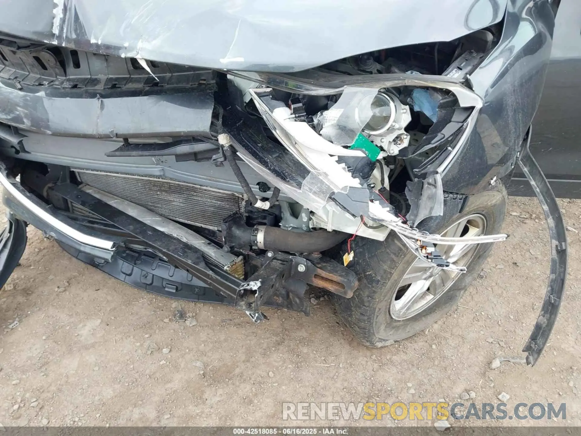 6 Photograph of a damaged car 3GNCJLSB8LL203193 CHEVROLET TRAX 2020